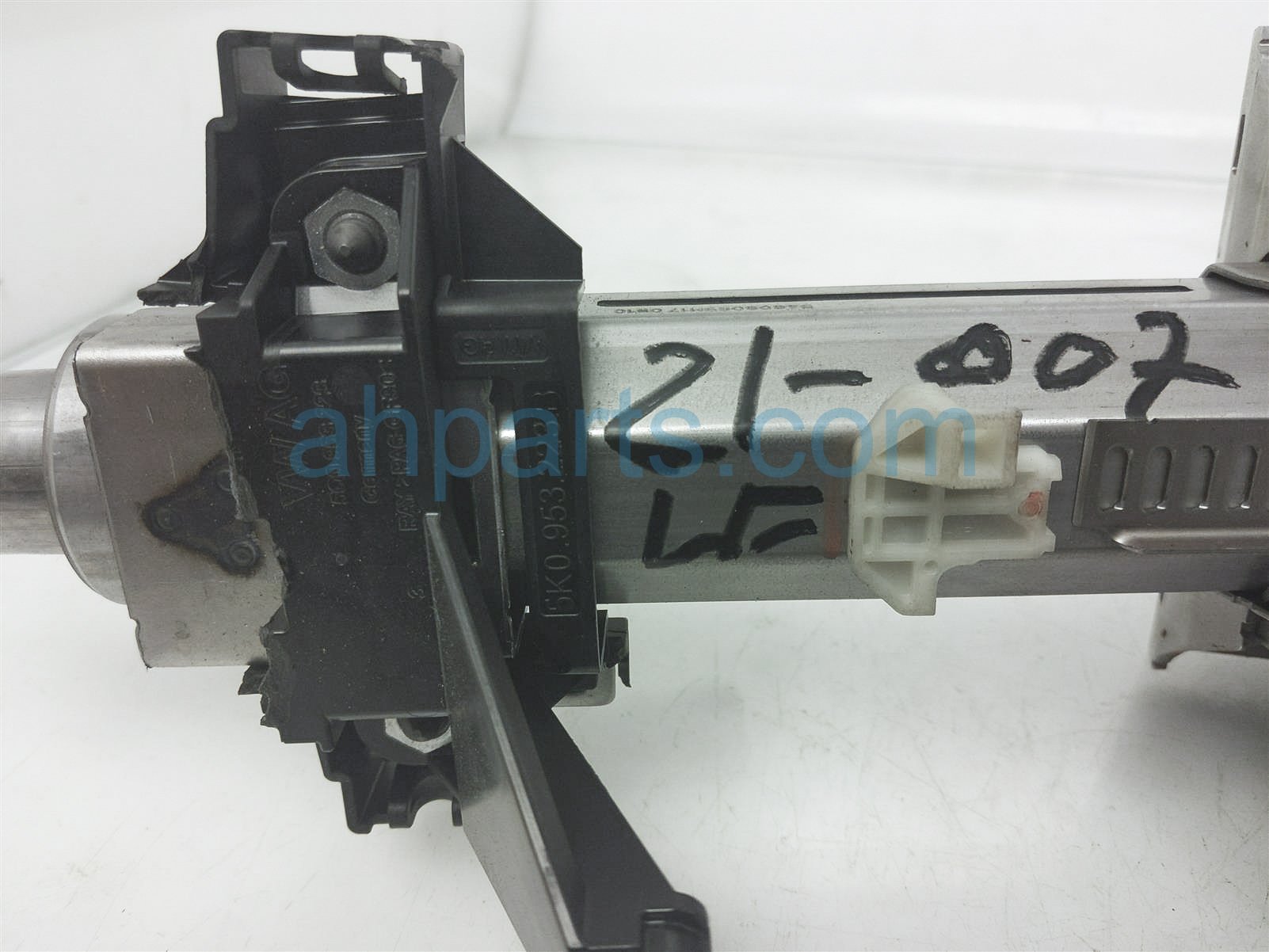 Sold Volkswagen Atlas Shaft Steering Column Assy Qf A