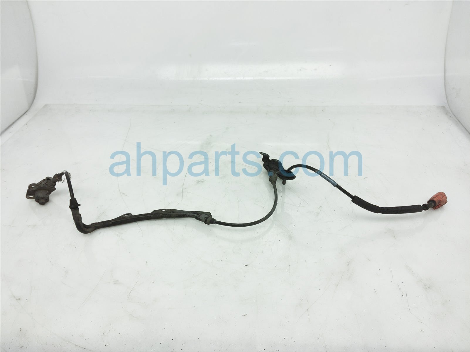 thumbnail image 2 of C-HORSE Pair Front ABS Speed Sensors For Infiniti Q50/Q60 2014-2020 - Left & Right (479104GA0A) 2 of 3
