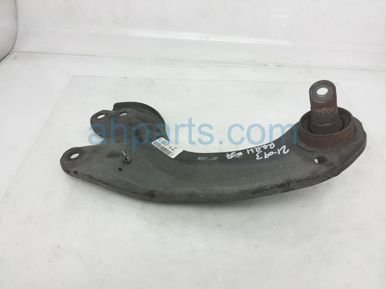 Sold 2016 Honda Civic Lower Control Rear Passenger Trailing Arm 52360