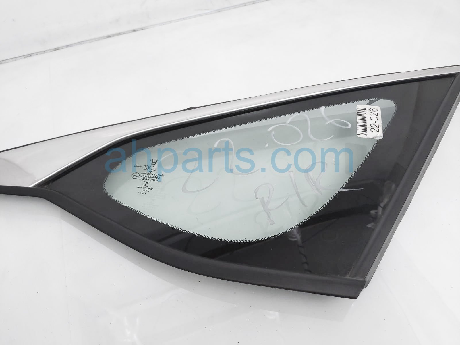 Honda Accord Passenger Quarter Window Glass Tva A