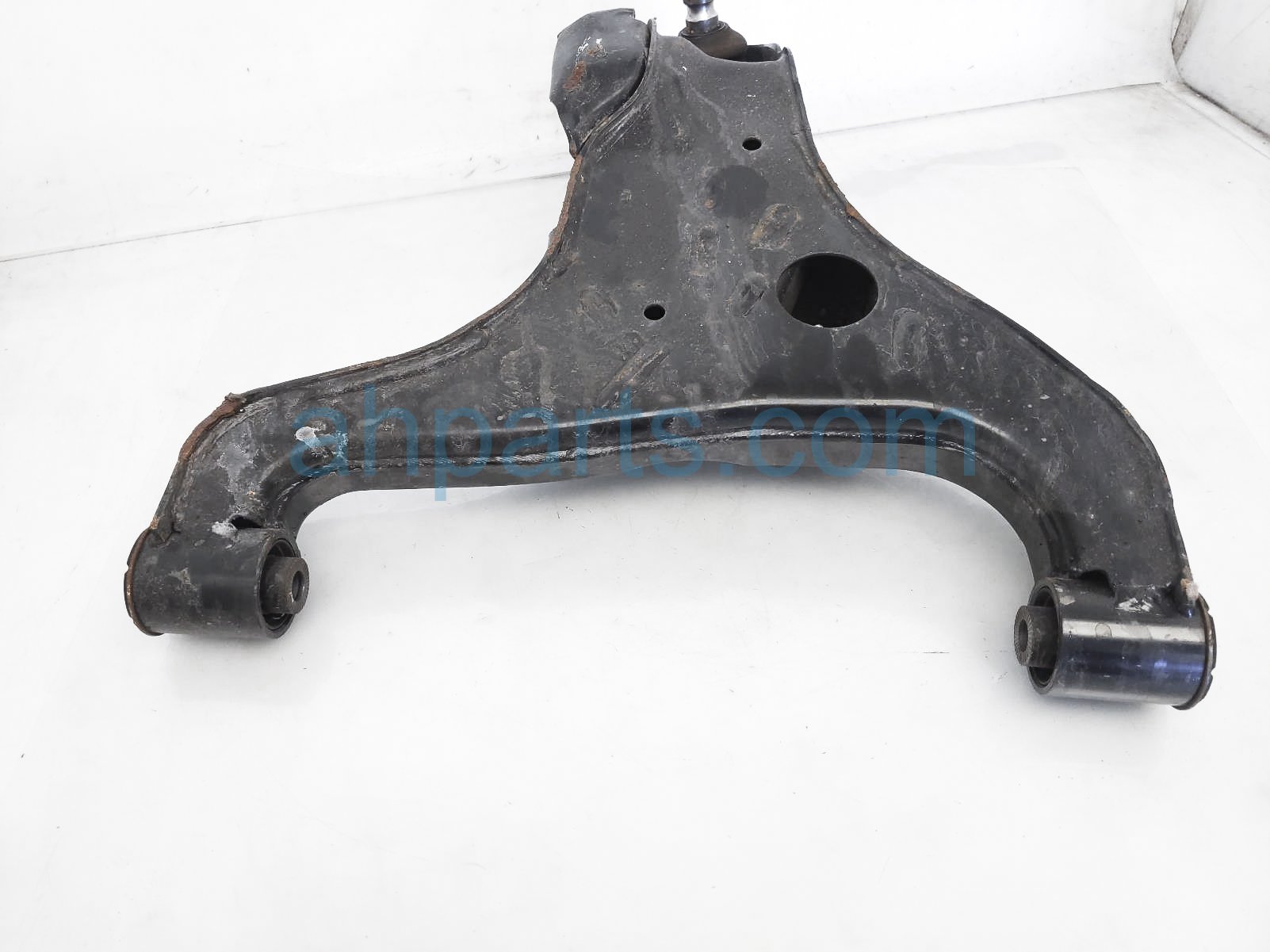 Sold Nissan Titan Front Driver Lower Control Arm Ez B