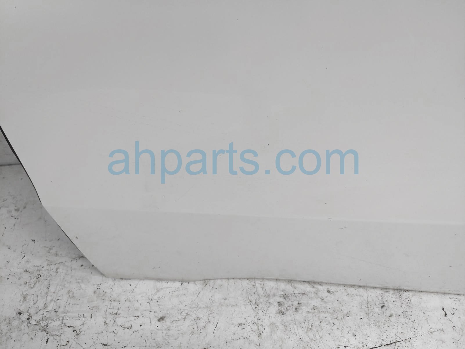 Sold 2014 Acura MDX Front Driver Door - White - No Mirror/trim