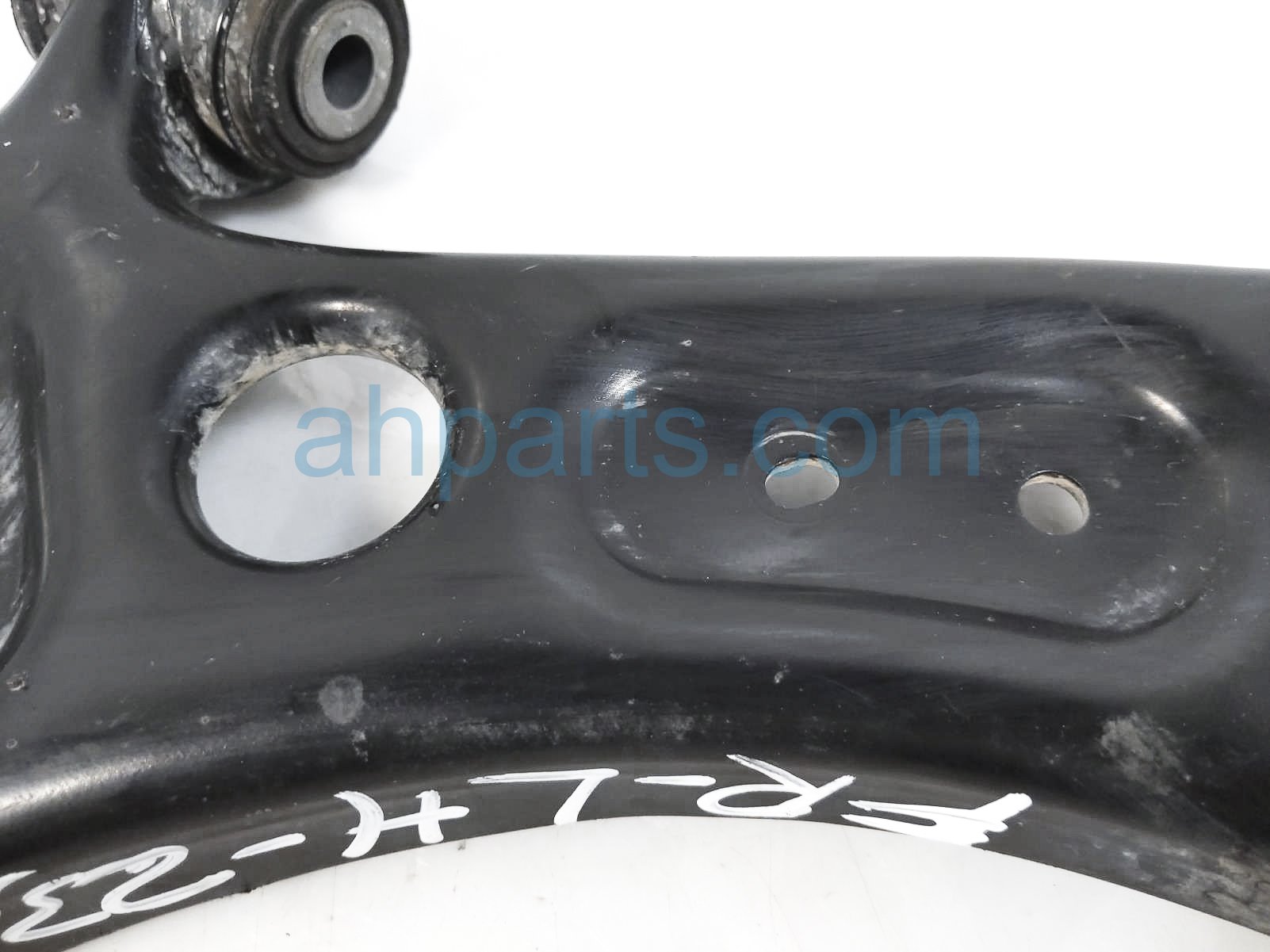 Detroit Axle Front Left Lower Control Arm W/ Ball Joint For Fiat 500X & Jeep Renegade 2015-2018