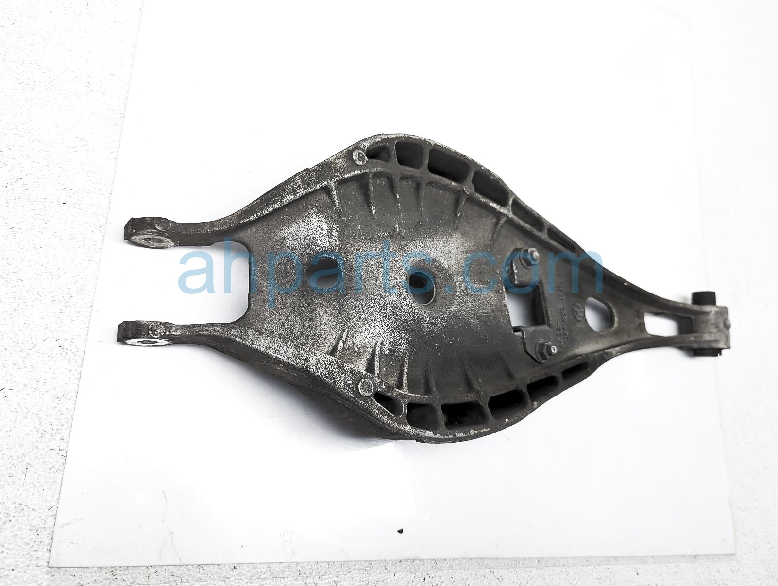 thumbnail image 2 of BMW E46 325 328 Coupe Front Lower Suspension Wishbone – Left LH Track Control Arm 2 of 4