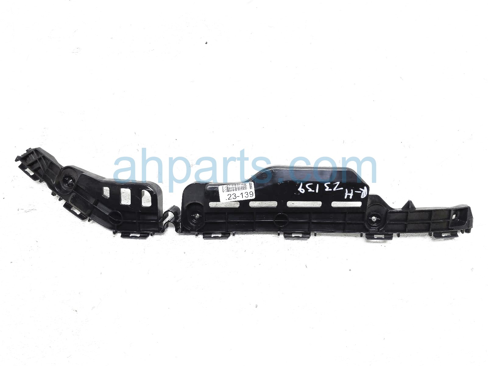 Rear Driver Side Bumper Bracket For Toyota Highlander 2014-2019 - Direct Replacement 521560E070