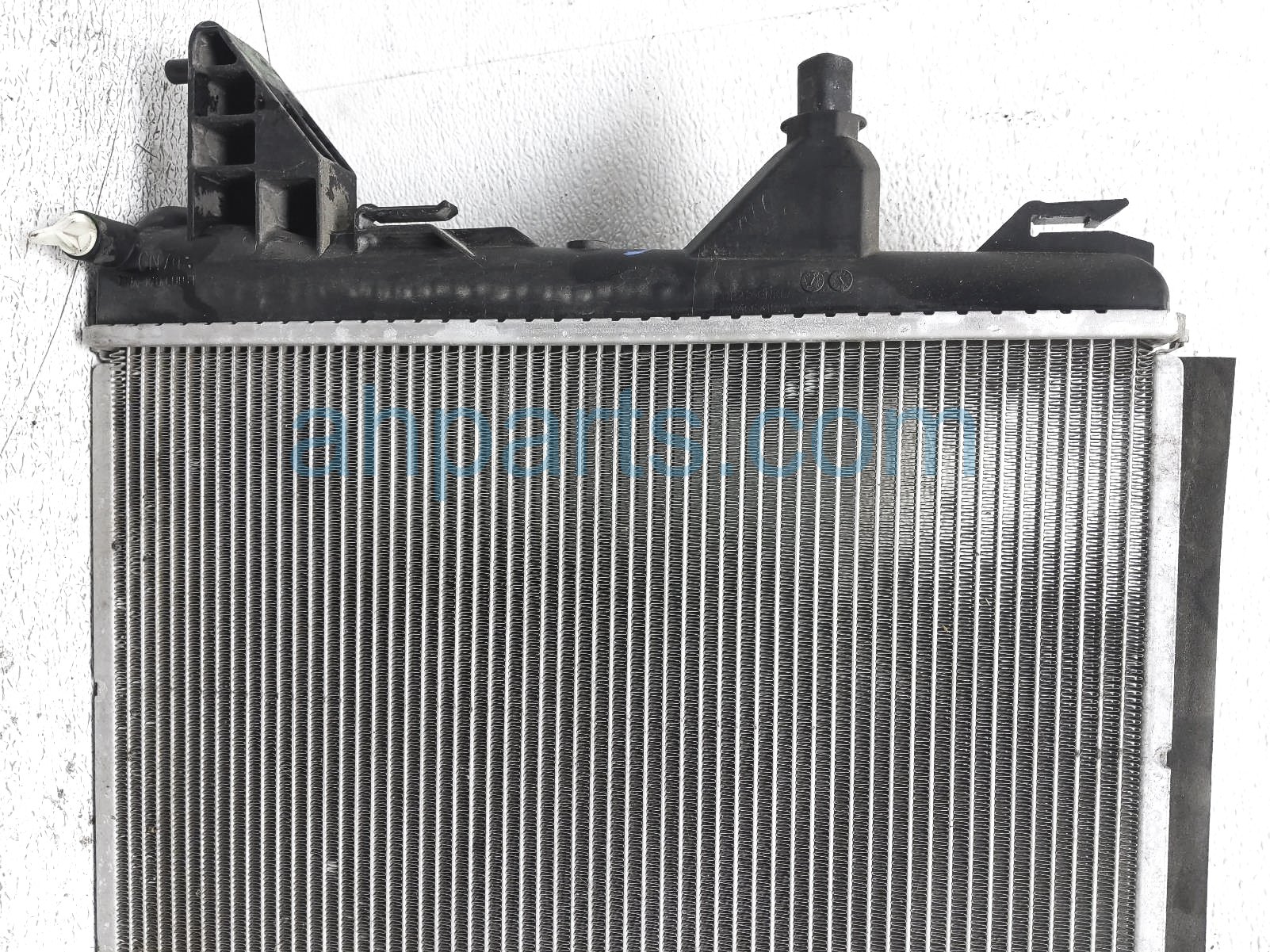 Sold Hyundai Elantra Radiator L Aa