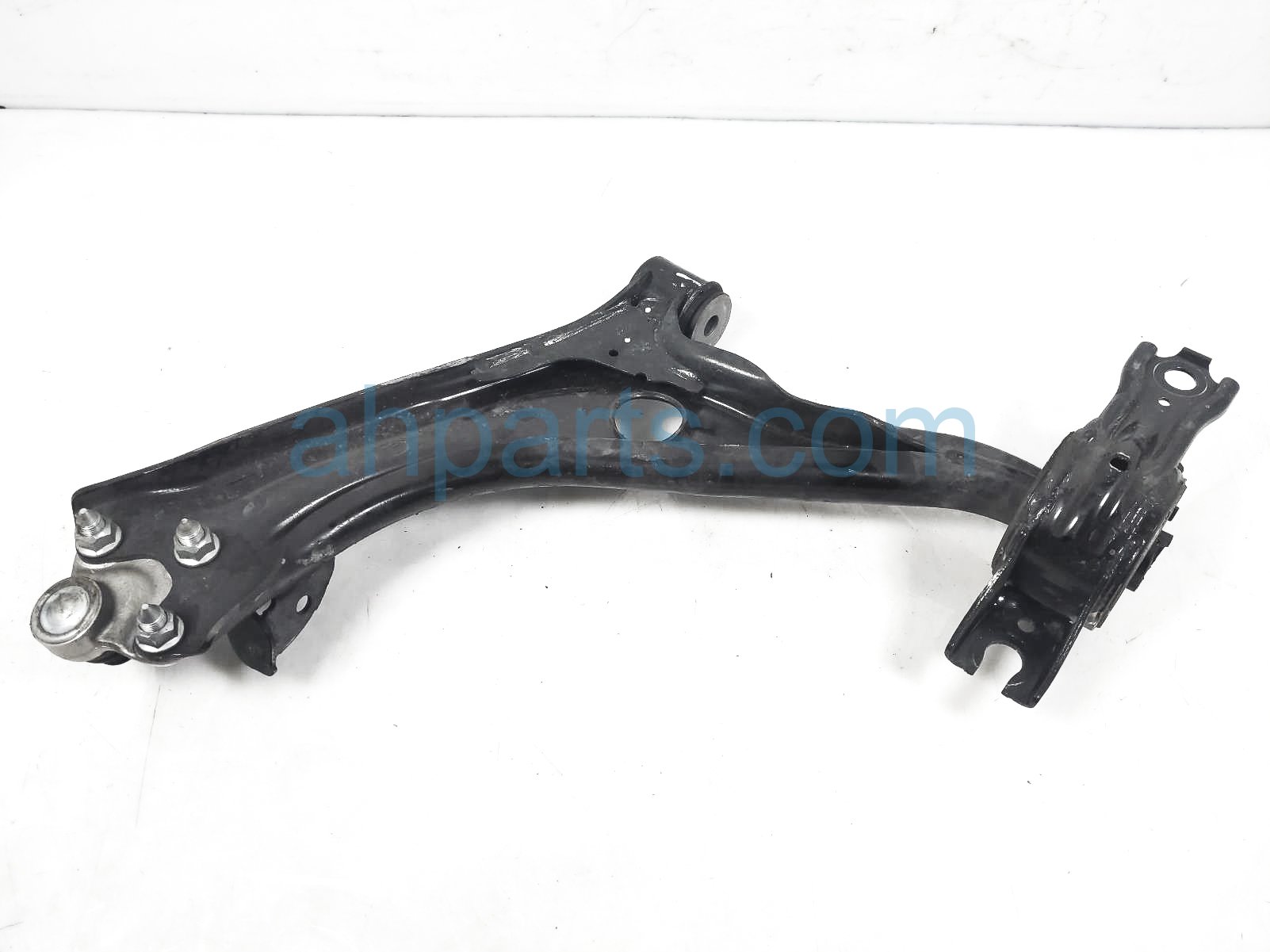 Sold 2023 Honda Civic Front Passenger Lower Control Arm 51350 T20 A10