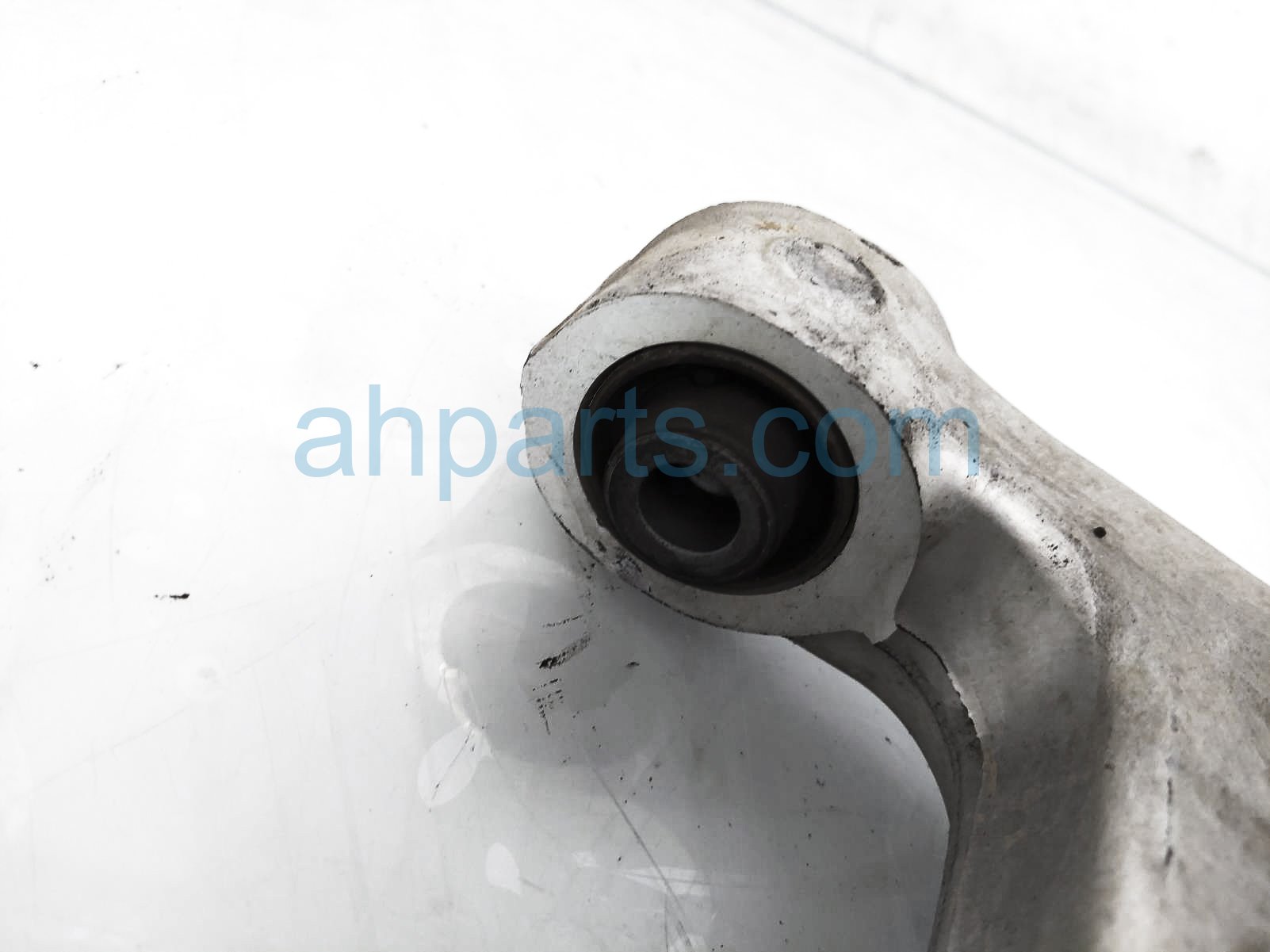 Genuine Subaru Rear Right Upper Control Arm – 2010-2019 Legacy Outback – OEM 20252AJ02A