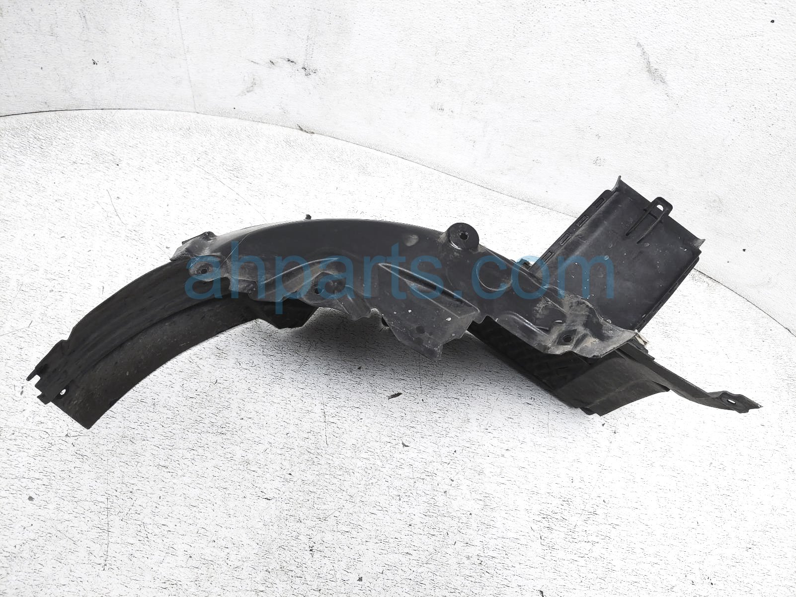 AM Autoparts Front Inner Fender Liner Set For 2013-2016 BMW 3 Series – Left & Right