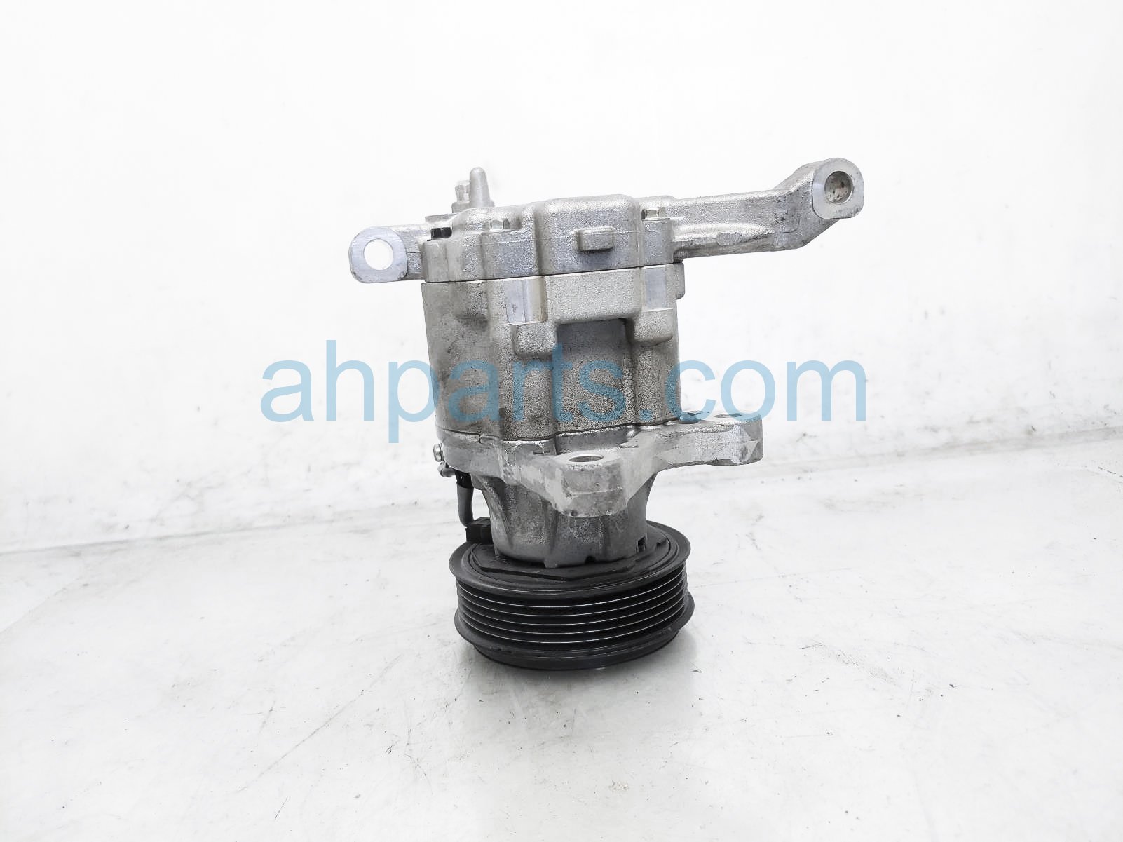 2019 Subaru Crosstrek Air + Clutch Ac Compressor / Pump 73111FL100