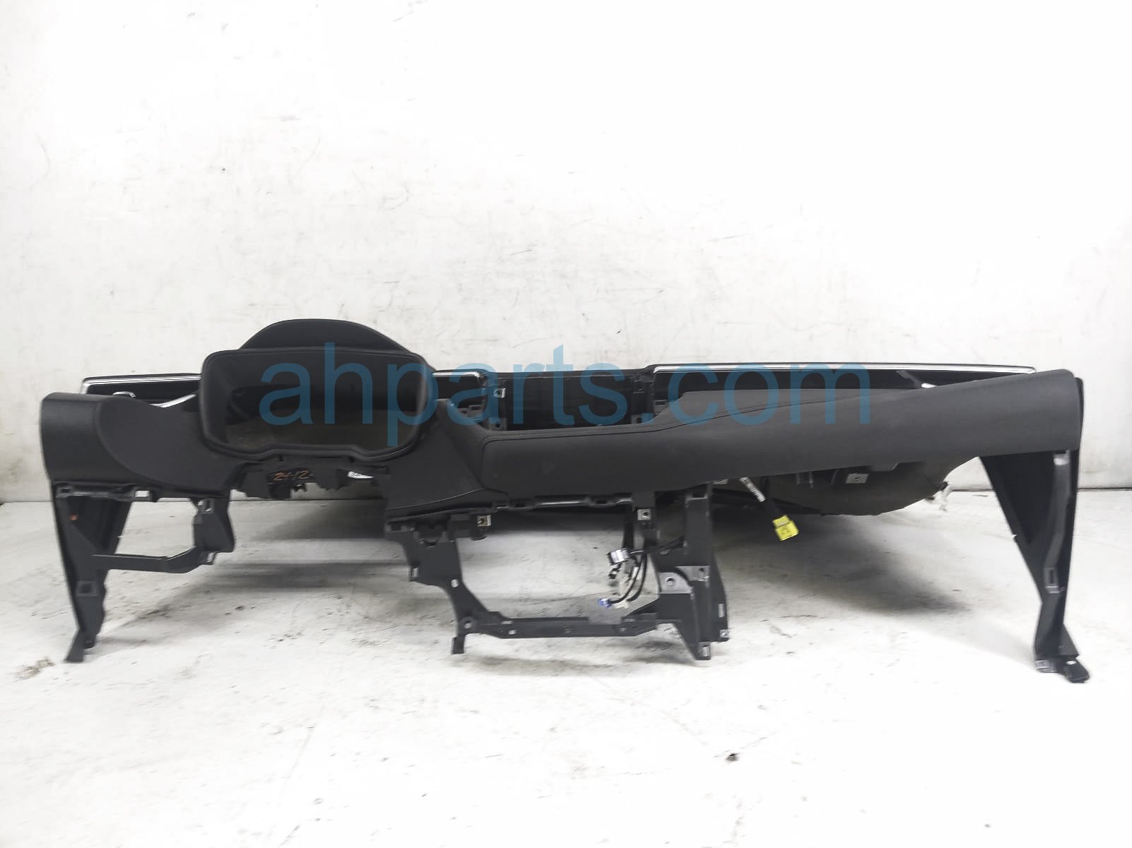 Sold 2021 Toyota Corolla Dashboard W/ Airbag - Blk Se 55400