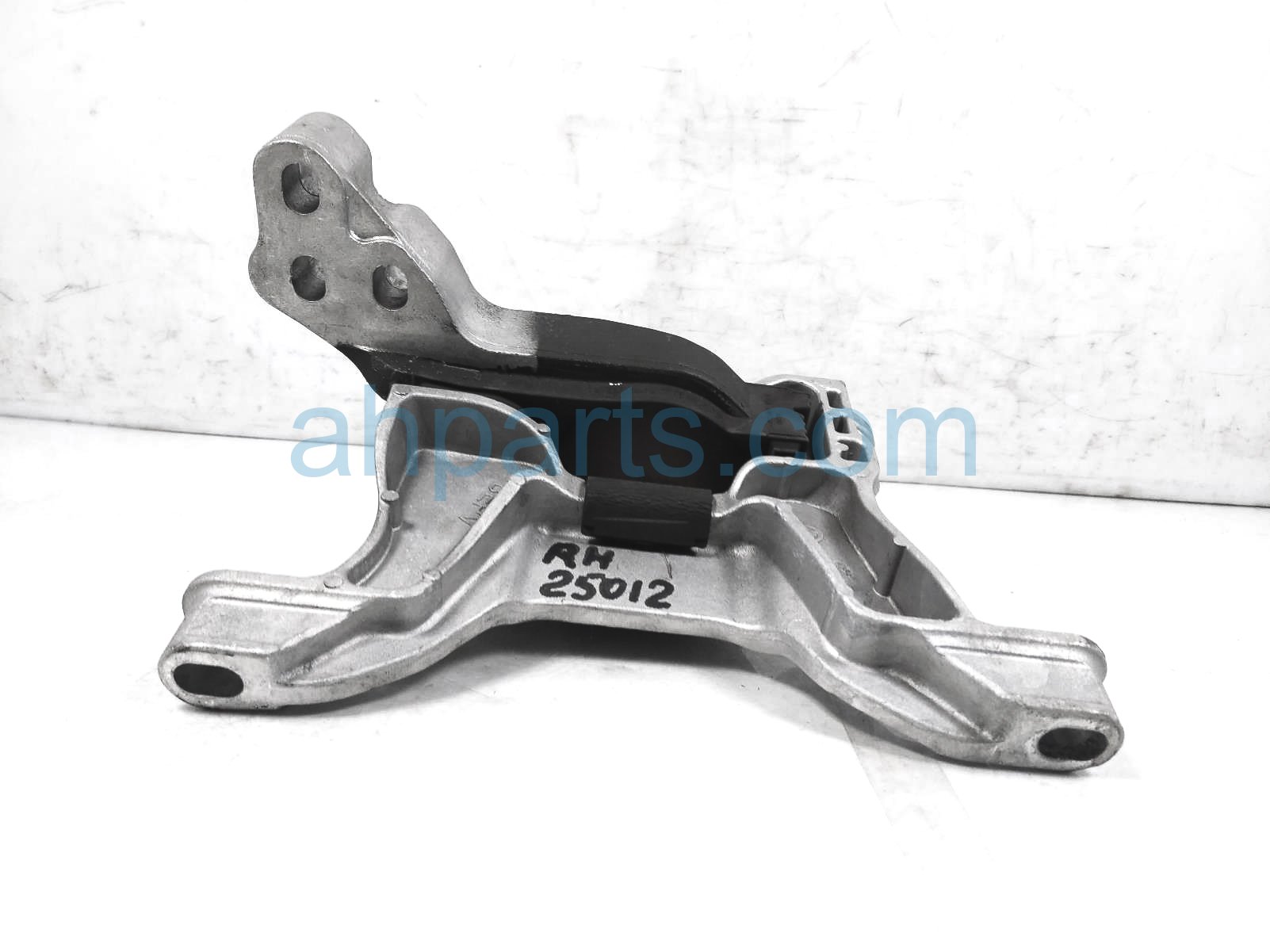 2021 Mazda Cx-30 Engine/motor Passenger Engine Mount - 2.5l