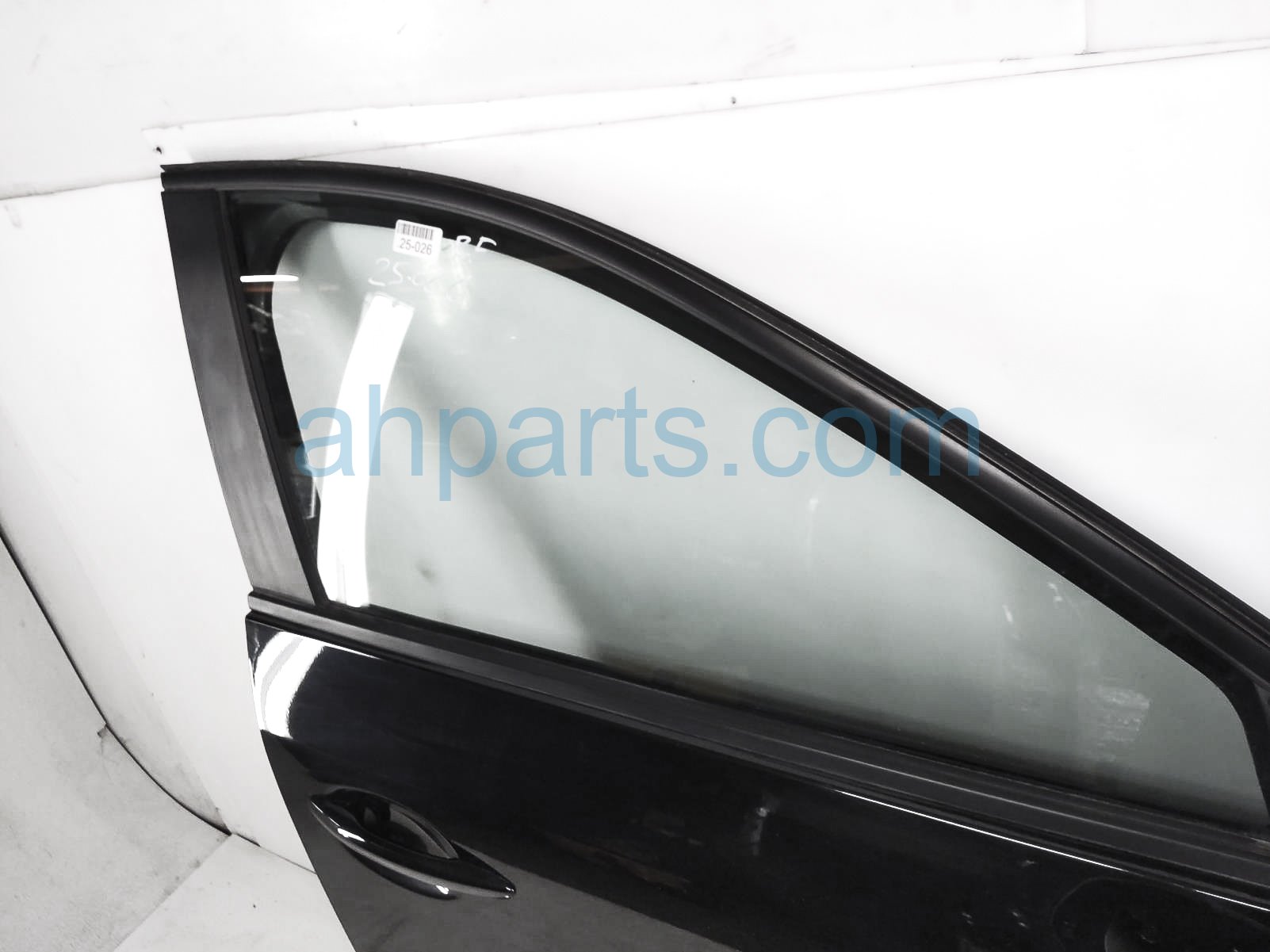 Sold 2023 Mazda Cx-50 Front Passenger Door - Black - No Mirror