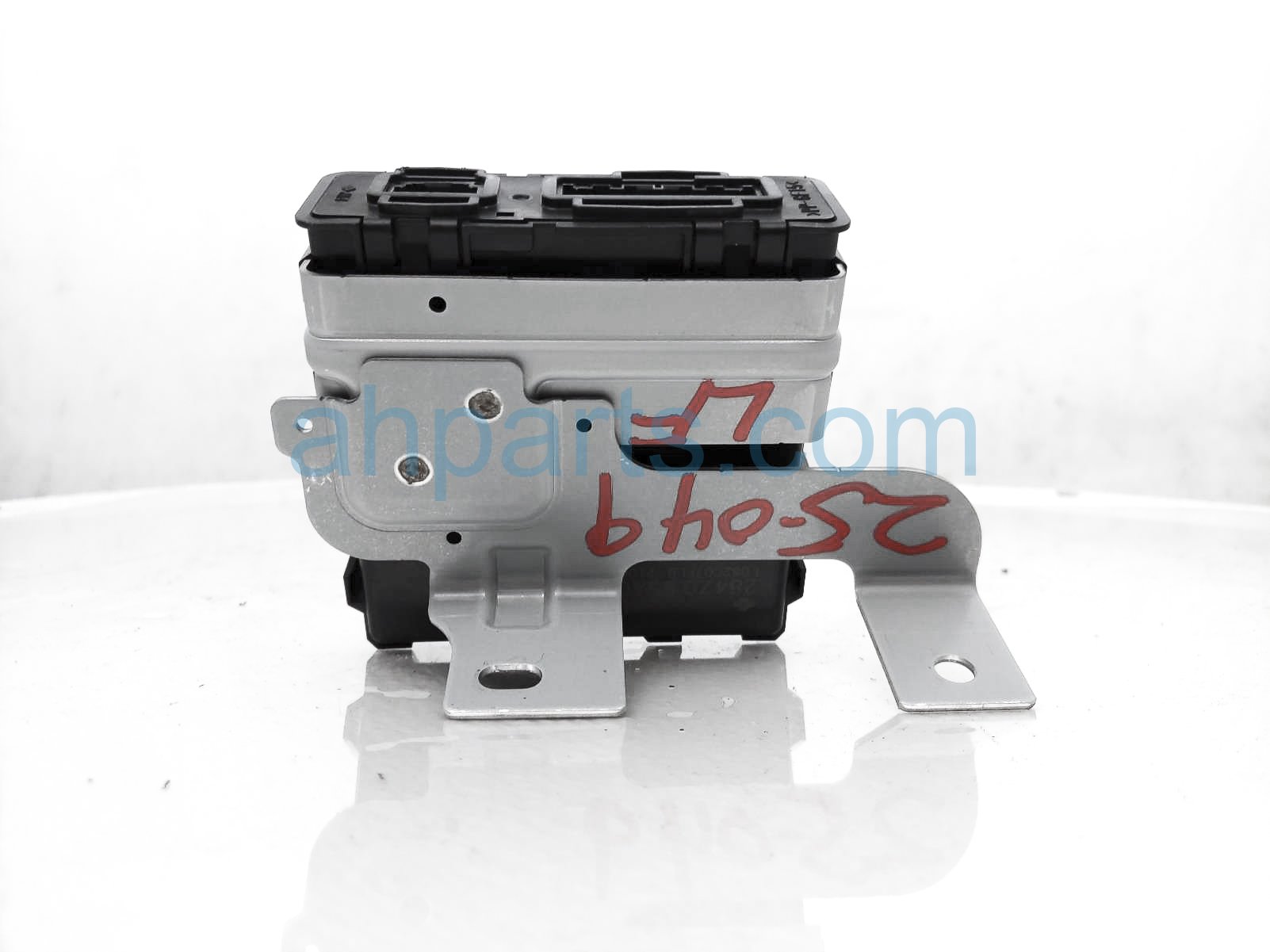 2022 Nissan Pathfinder Central Gateway Control Module - Sv