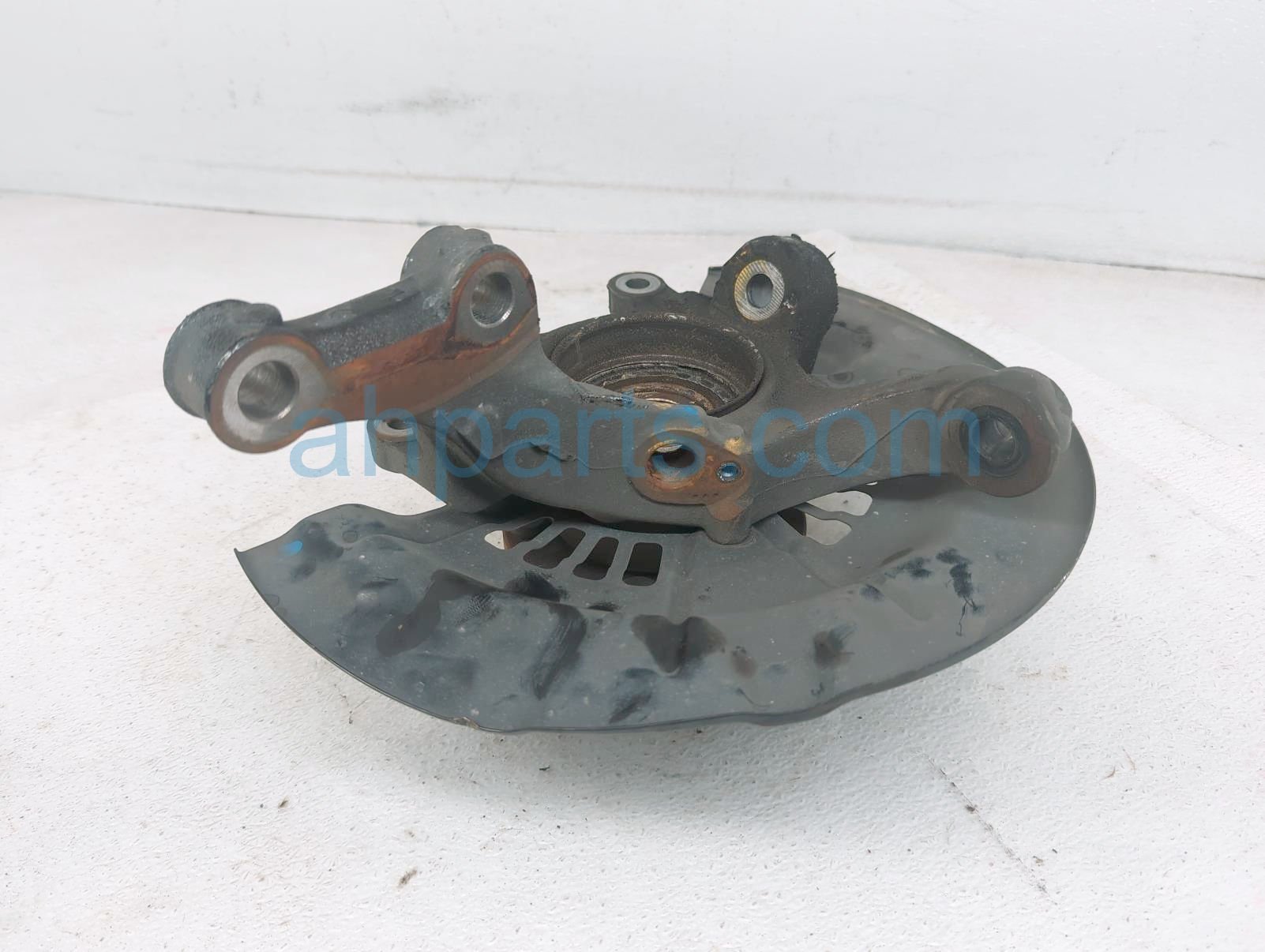 OEM Toyota 4Runner Front Left Driver Spindle Knuckle 2003-2015 | 4X4 515-58850L