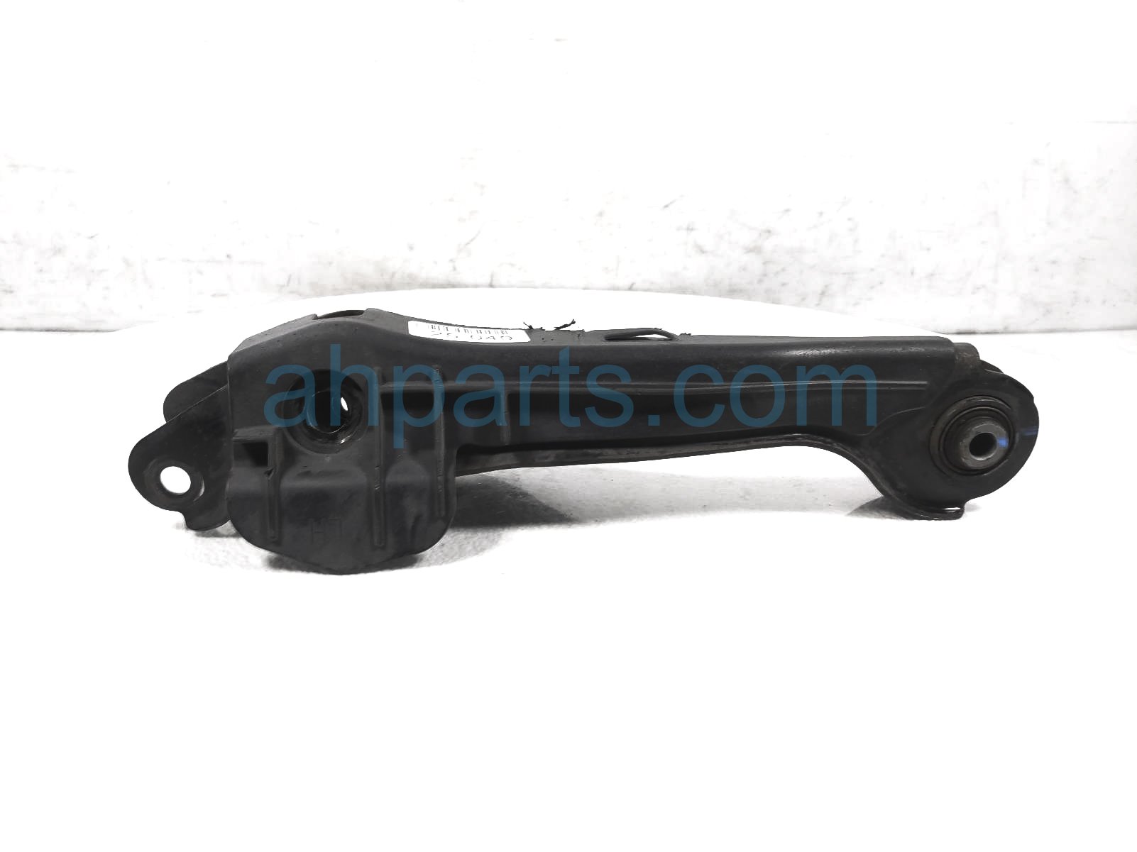 Bison Performance 2-Piece Rear Lower Forward Lateral Control Arms Kit For Nissan Pathfinder R51