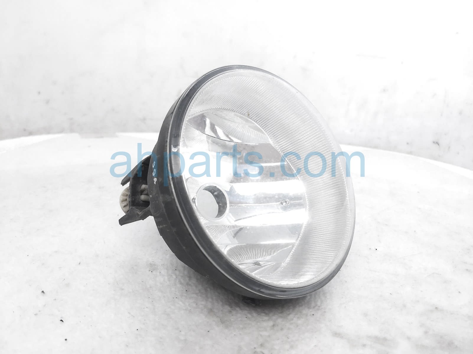 Replacement Fog Light For Tacoma, Sequoia, Tundra – LH/RH, H10 Halogen, DOT