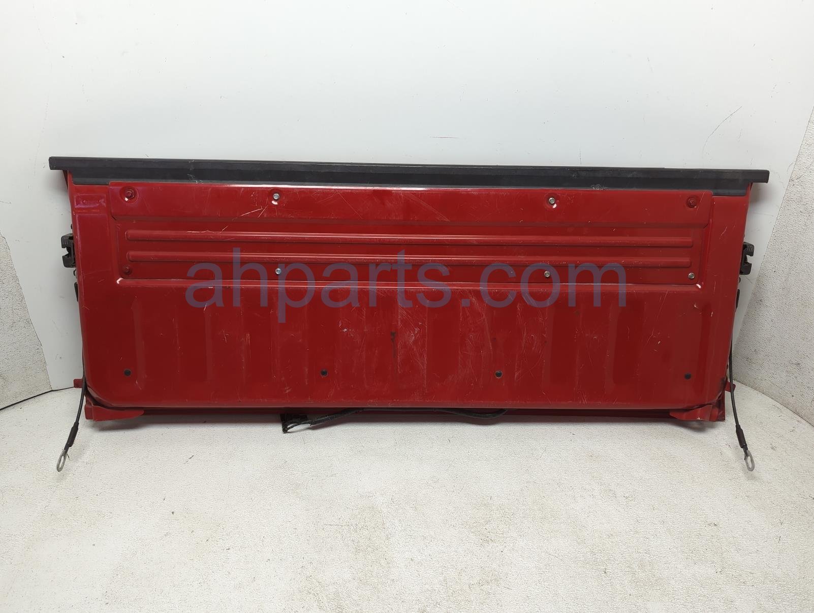 2022 Nissan Frontier Deck Trunk Lid Lift Gate / Tail Gate - Red