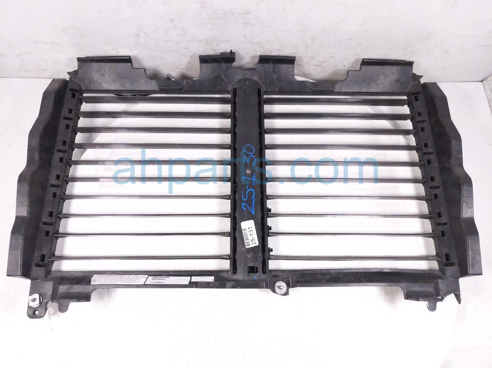 シロダーラ Hitachi 21-cc 2-cycle 20-in Curved Shaft String Trimmer at