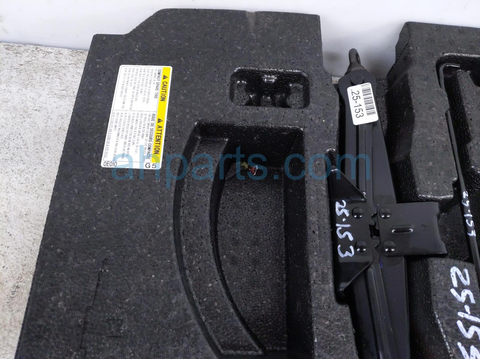 Sold 2022 Toyota Corollacs 2 Tools + Scissor Jack W/foam Holder