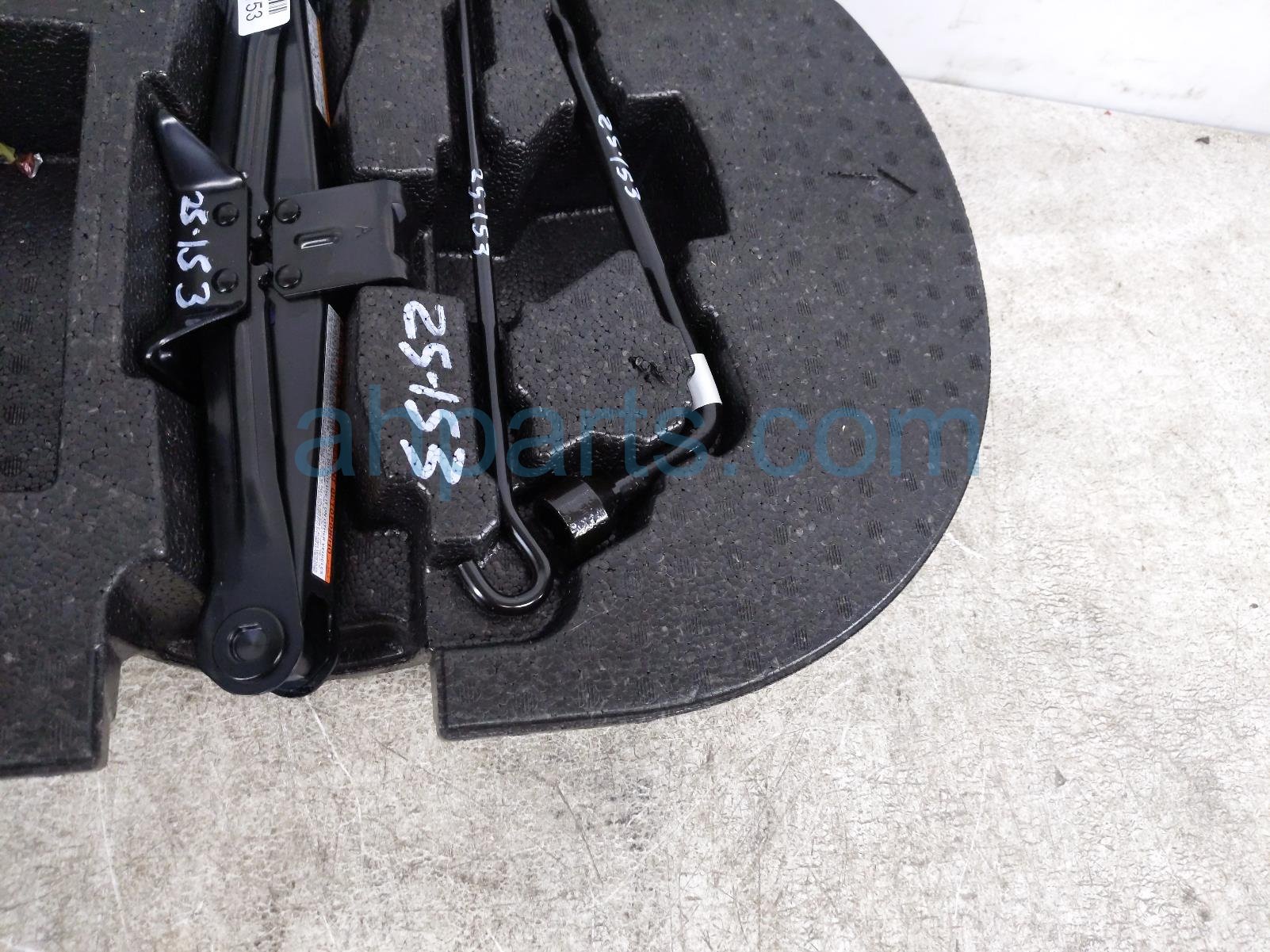 Sold 2022 Toyota Corollacs 2 Tools + Scissor Jack W/foam Holder