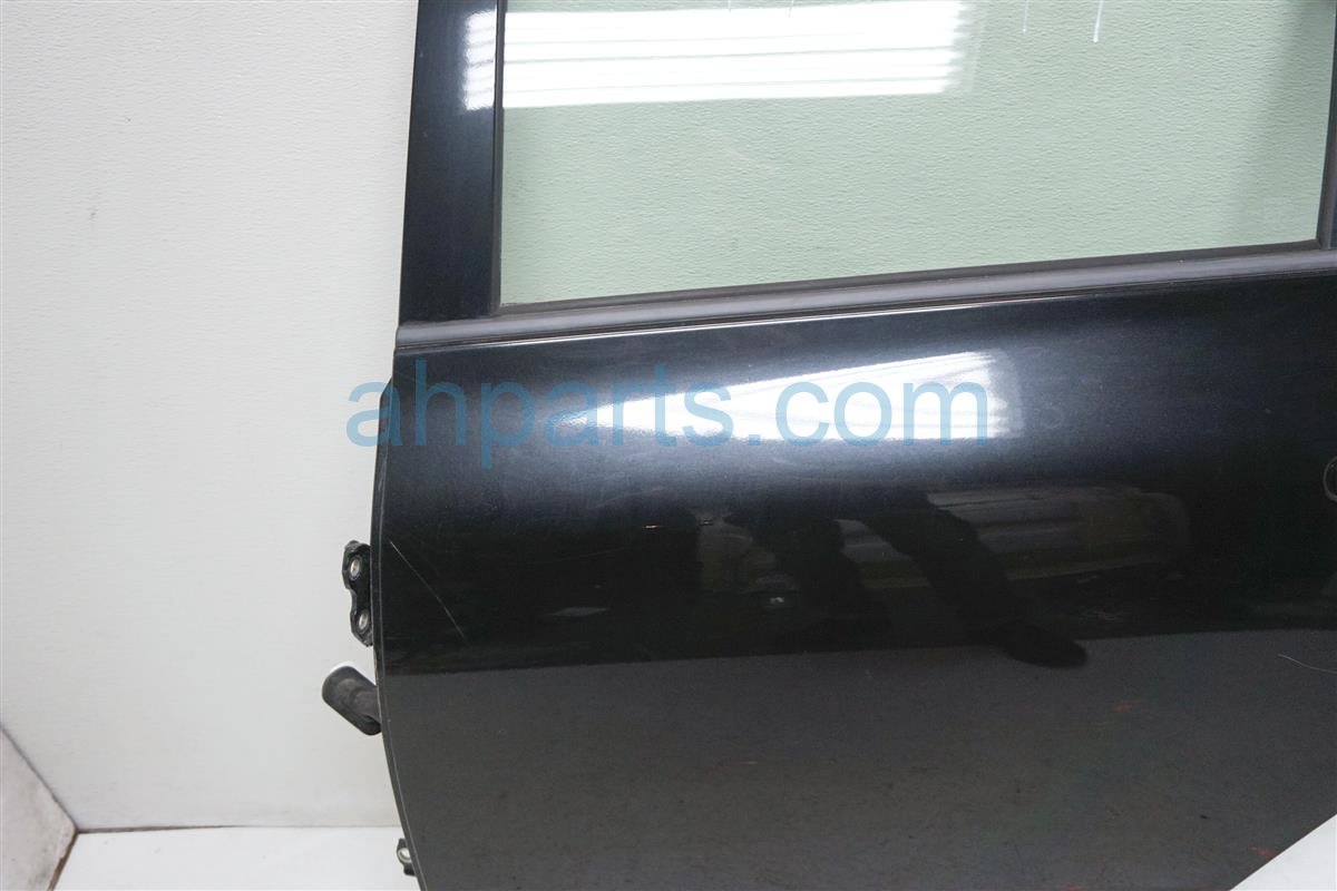 $149 Toyota RR/LH DOOR - BLACK PEARL - SCUFFS