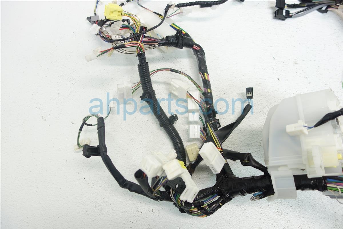 connects to Dash OEM Details about   Toyota Supra MK3 1987 Dash Harness 82141-14821