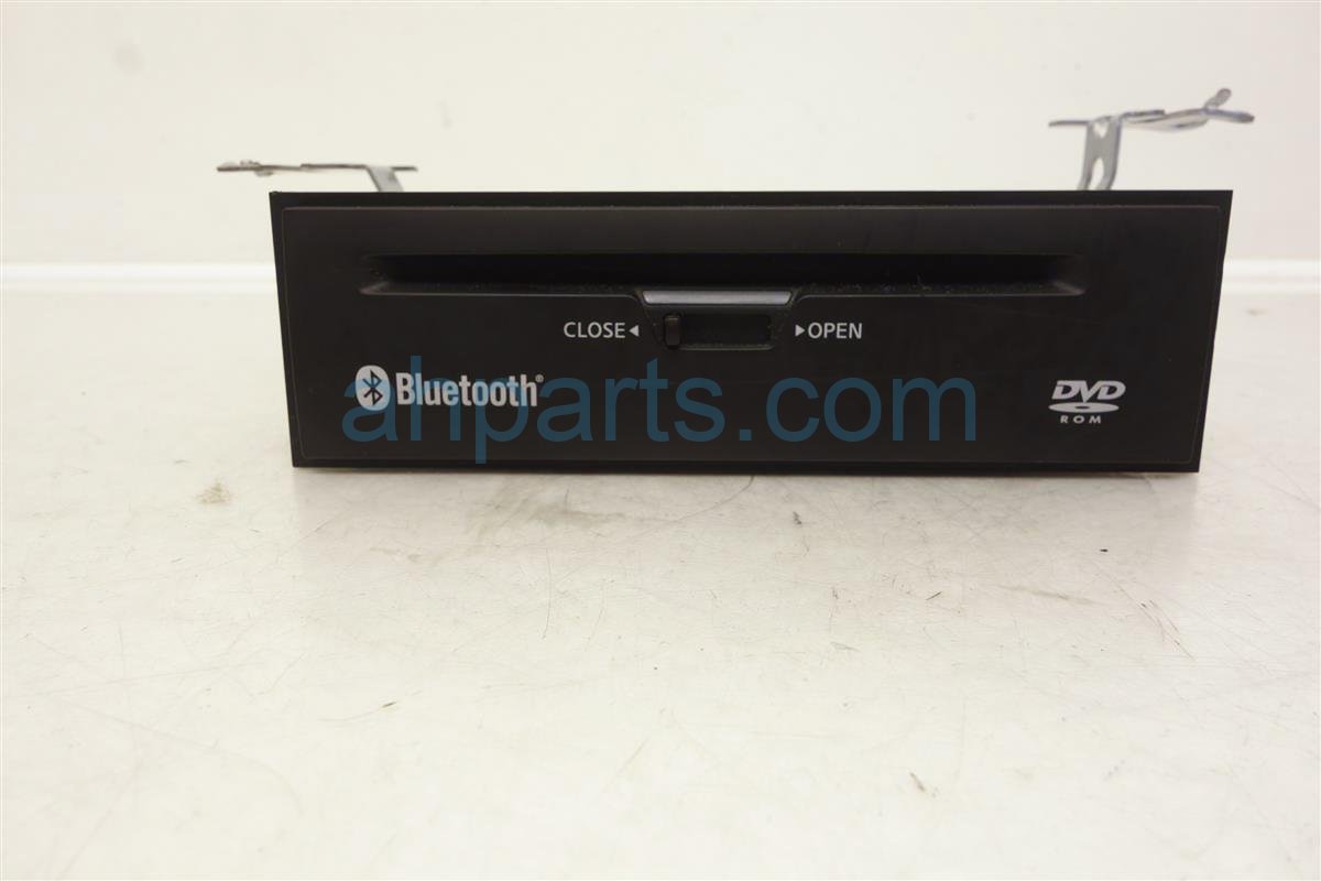 $85 Infiniti DVD Player w/ Bluetooth
