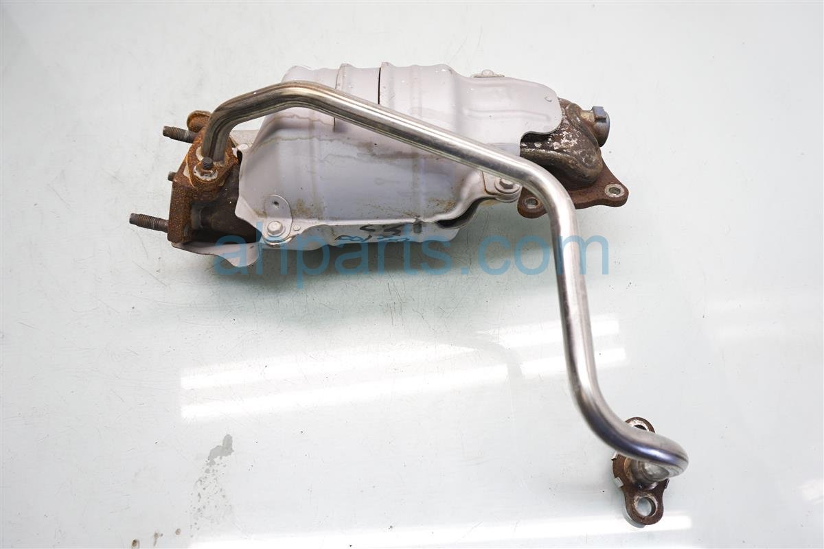 $299 Acura FRONT EXHAUST MANIFOLD W/ EGR PIPE