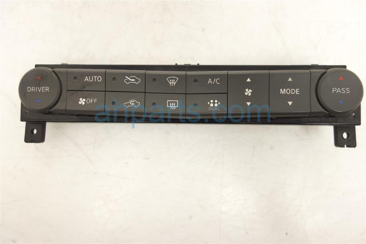 $32 Nissan CLIMATE CONTROL BUTTONS
