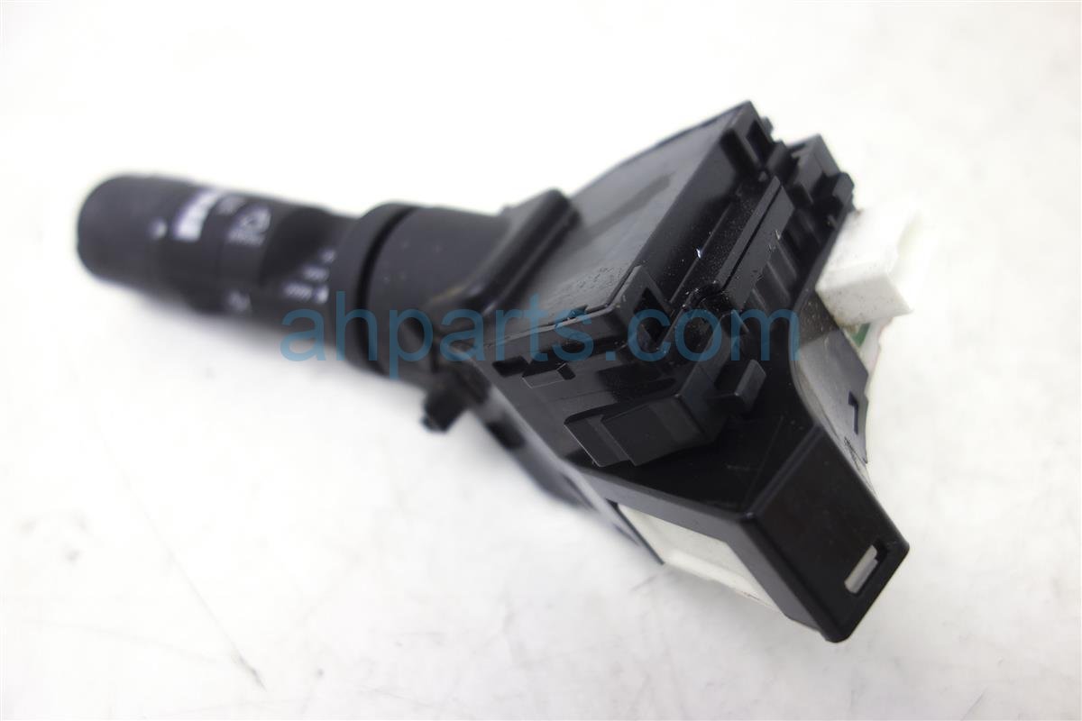 $25 Infiniti Wiper Switch - Sedan