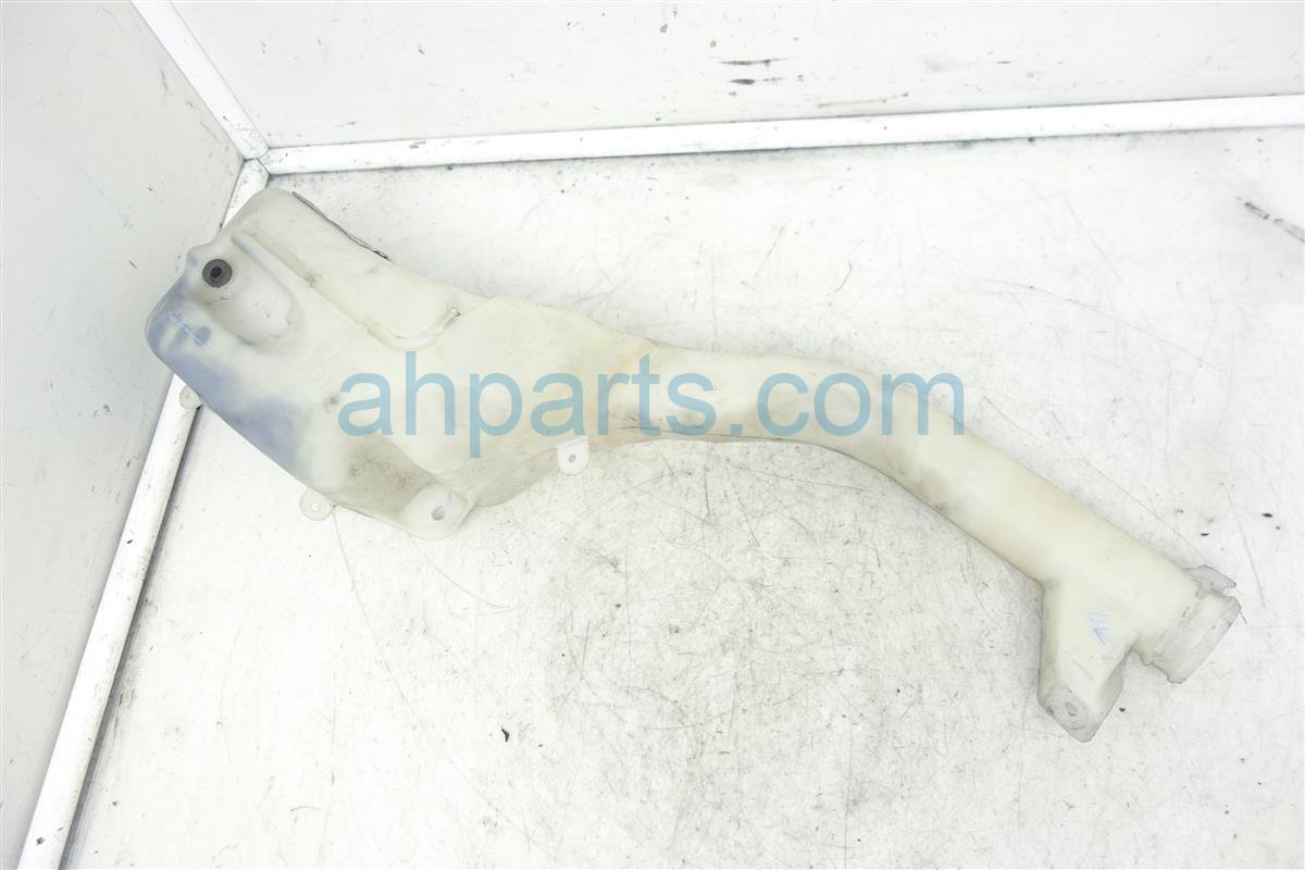 $40 Nissan WASHER RESERVOIR TANK MISSING CAP