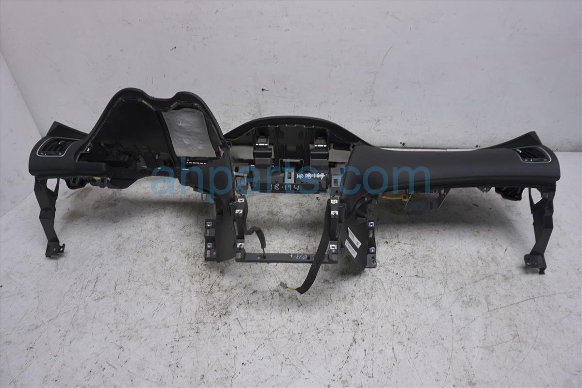 $300 Infiniti DASHBOARD W/ AIRBAG - BLACK