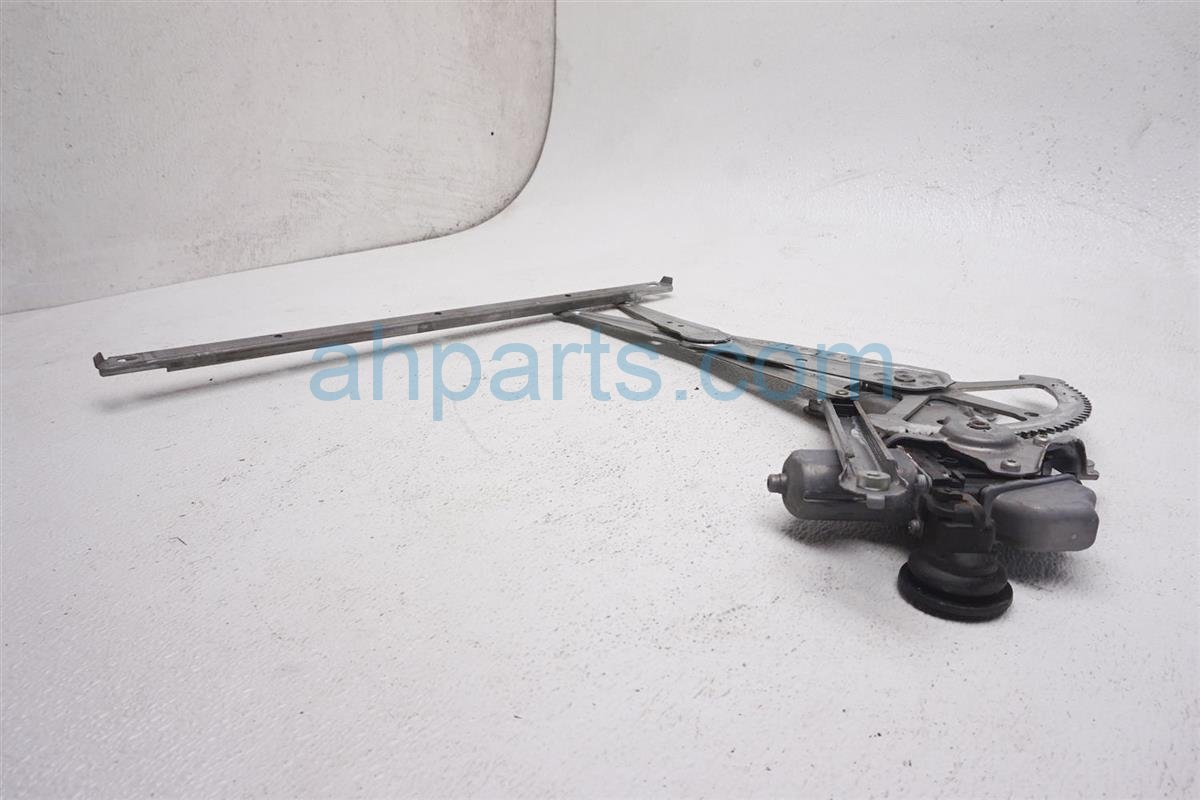 Evan-Fischer Front Driver Side Window Regulator For Toyota Camry, Prius C, Corolla IM – 6980252130
