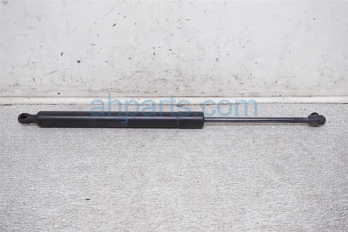 $10 Honda RR/LH TAIL GATE LIFT STRUT