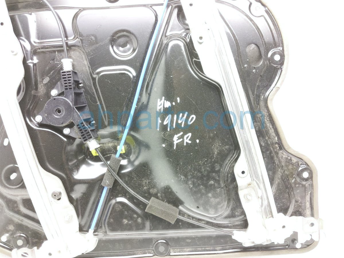 $45 Infiniti FR/RH DOOR WINDOW REGULATOR $45 Infiniti FR/RH DOOR WINDOW REGULATOR