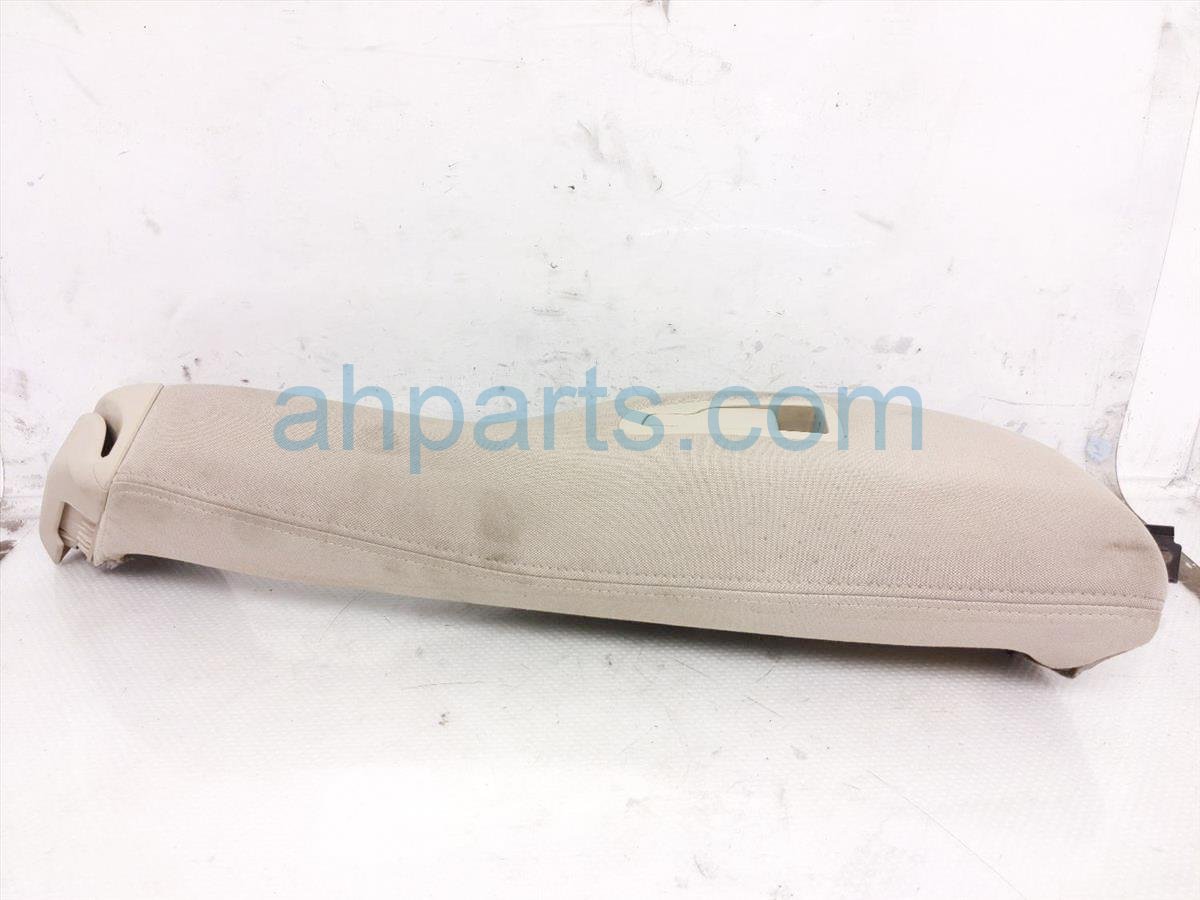 $35 Subaru RR/RH SIDE SEAT PORTION - TAN $35 Subaru RR/RH SIDE SEAT PORTION - TAN