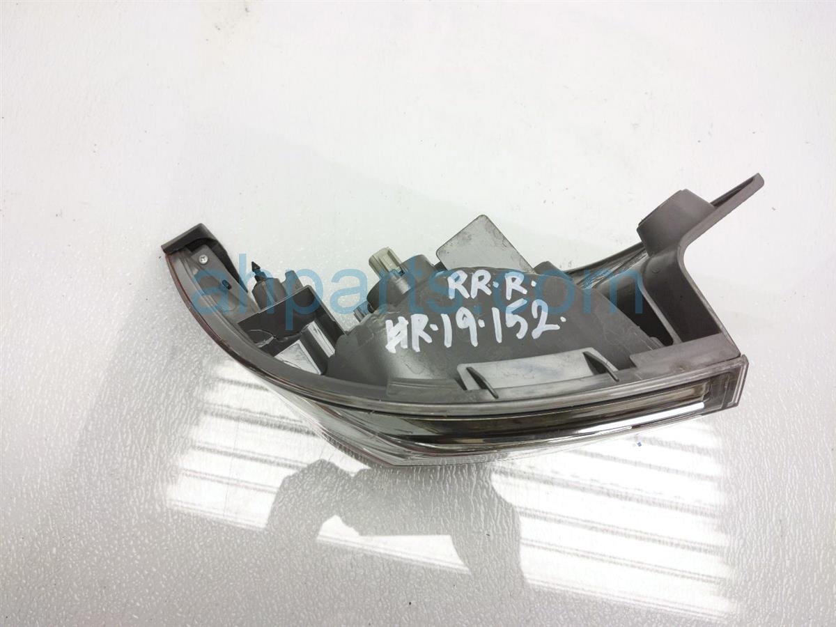 $59 Honda RH TAIL LAMP QUARTER MOUNTED $59 Honda RH TAIL LAMP QUARTER MOUNTED