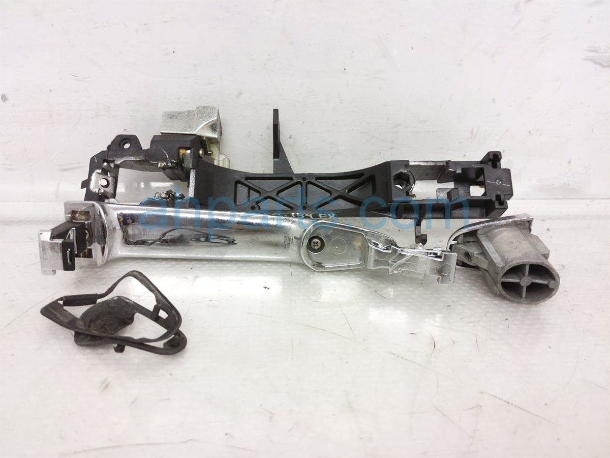 $35 Lexus FR/RH DOOR HANDLE - SILVER $35 Lexus FR/RH DOOR HANDLE - SILVER