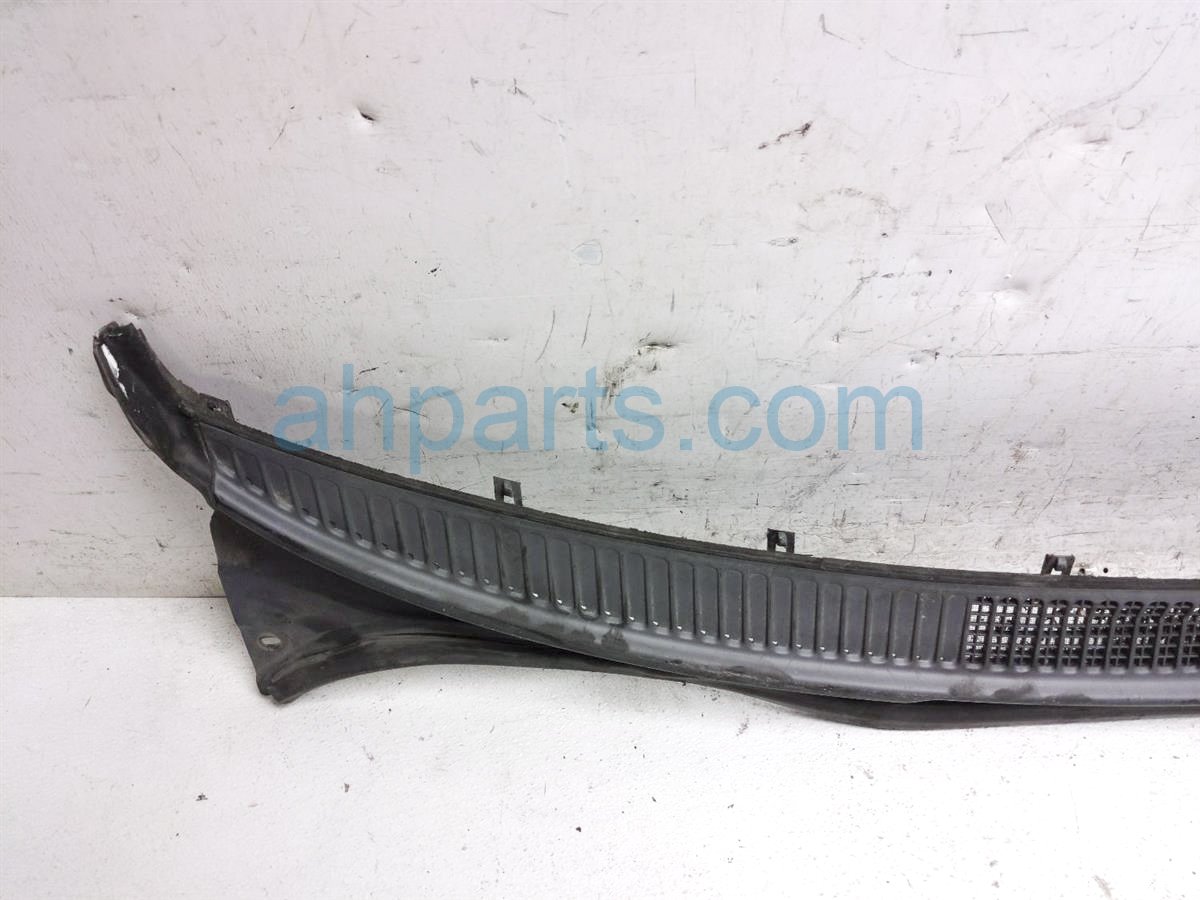 $40 Lexus WINDSHIELD COWL $40 Lexus WINDSHIELD COWL