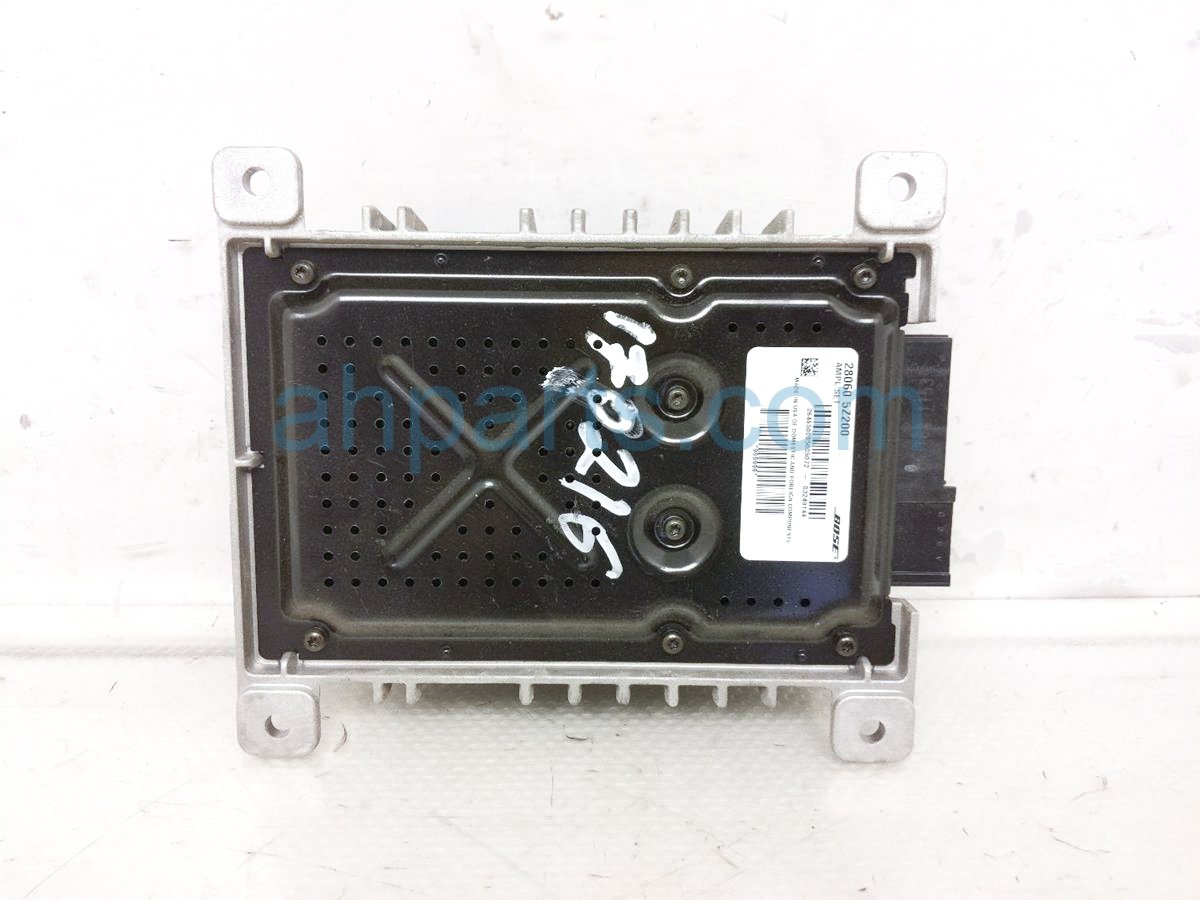 $45 Nissan AMP ASSY $45 Nissan AMP ASSY