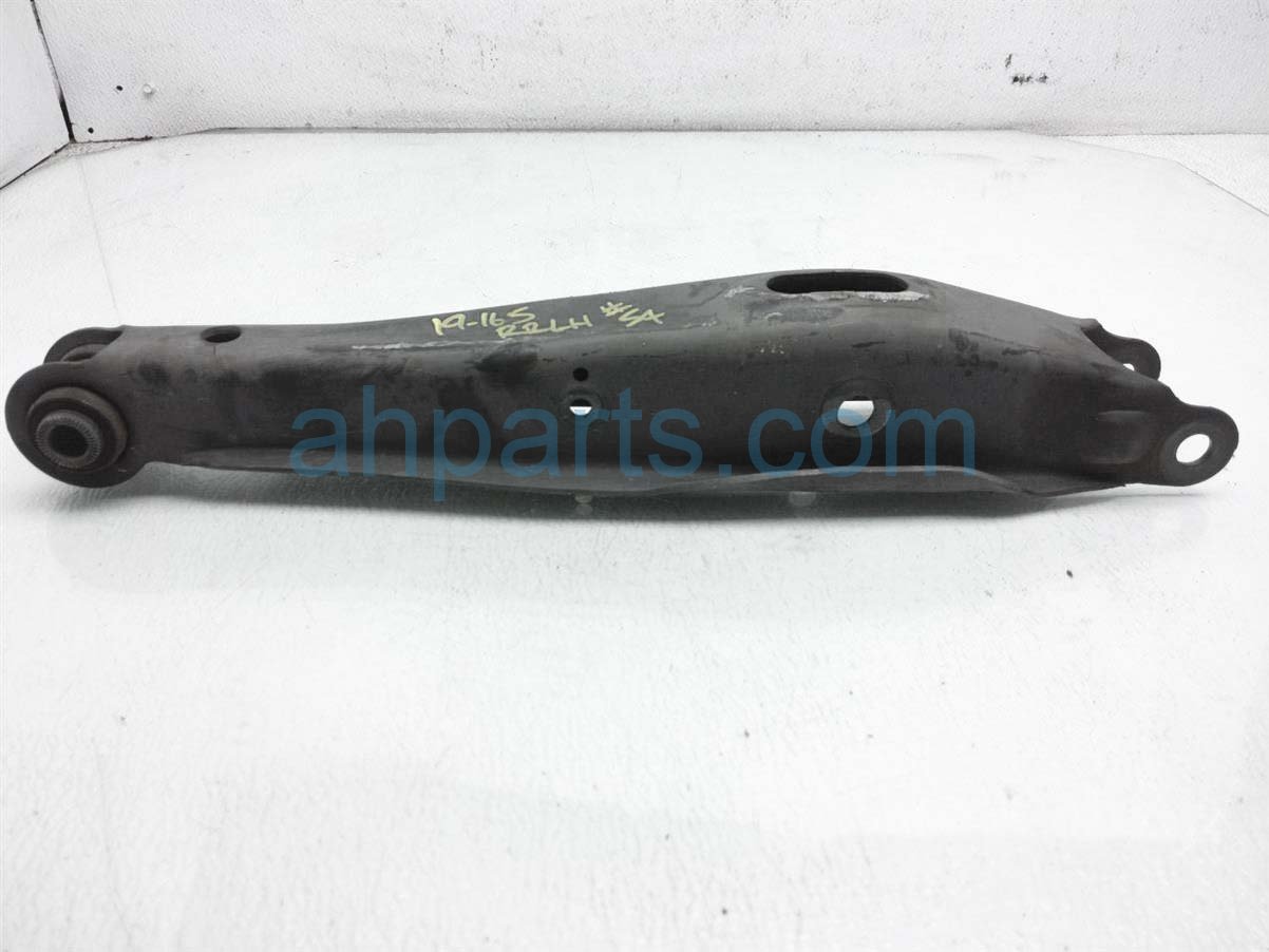 $40 Lexus RR/LH STRUT MOUNT CONTROL ARM $40 Lexus RR/LH STRUT MOUNT CONTROL ARM