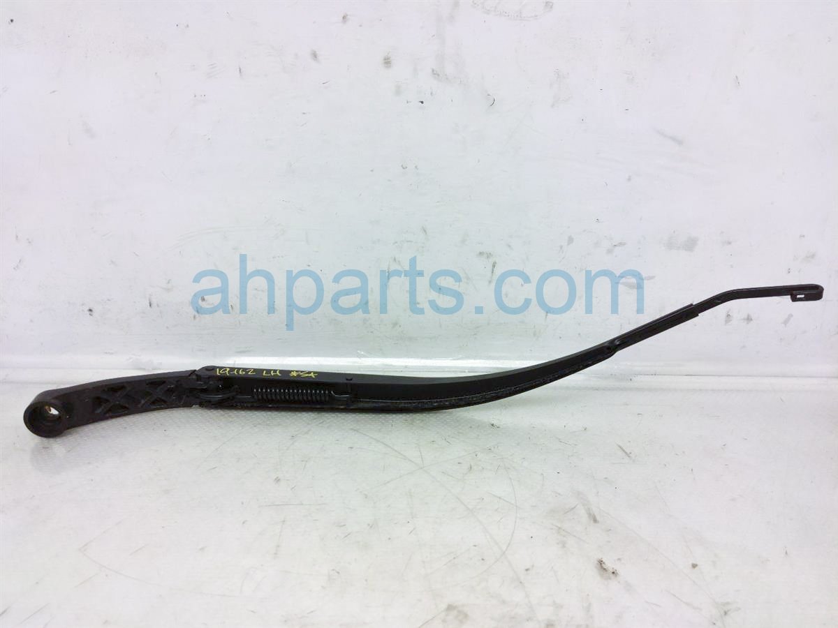 $19 Honda LH WIPER ARM $19 Honda LH WIPER ARM