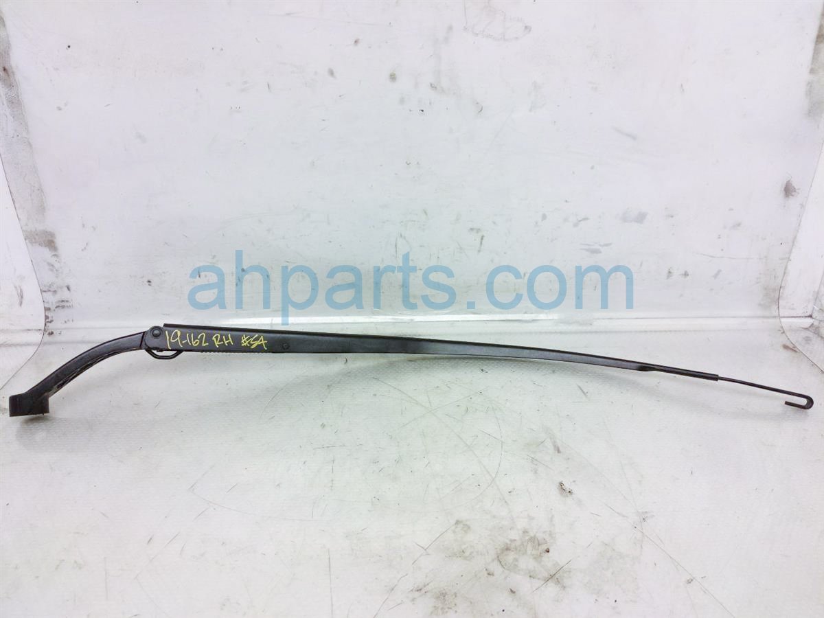 $19 Honda RH WINDSHIELD WIPER ARM $19 Honda RH WINDSHIELD WIPER ARM