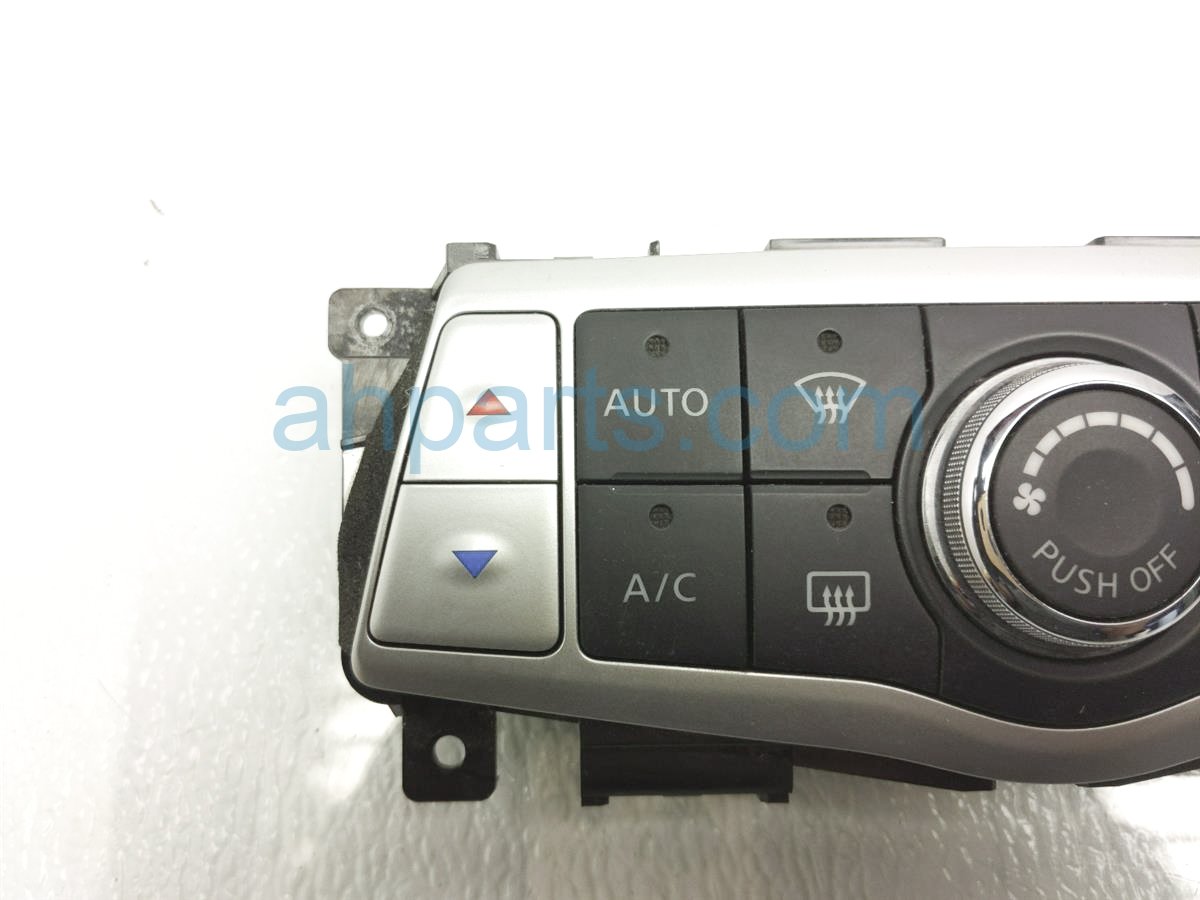 $25 Nissan CLIMATE CONTROL ASSY $25 Nissan CLIMATE CONTROL ASSY