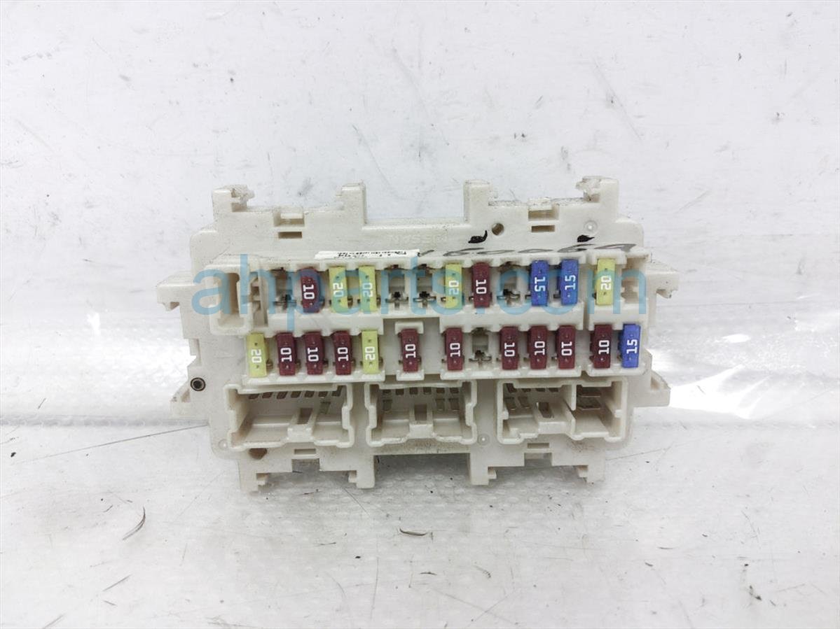 $40 Nissan CABIN FUSE BOX $40 Nissan CABIN FUSE BOX