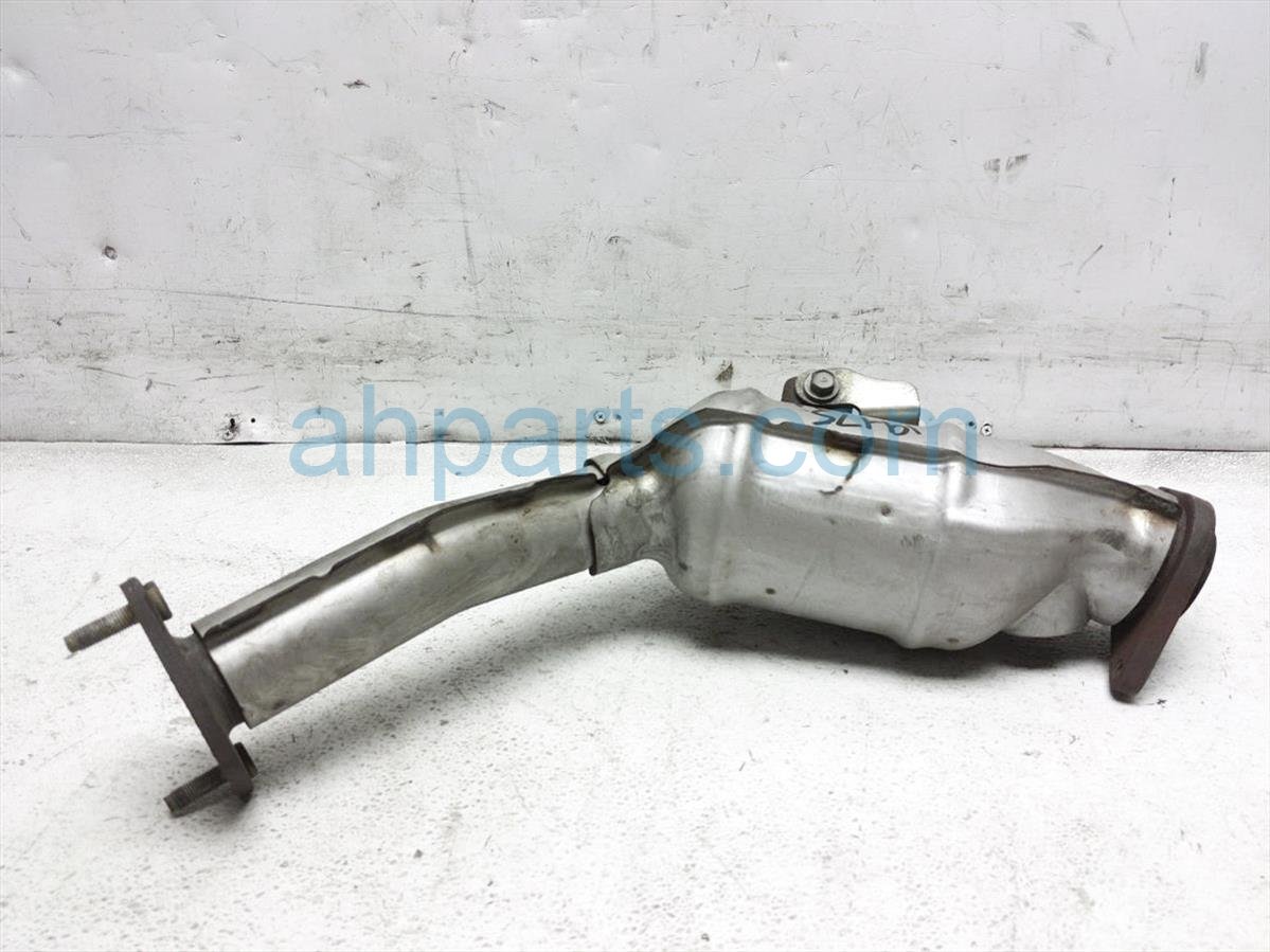 Sold 2016 Infiniti Q50 Driver Rear Catalytic Converter B08025CB0B,