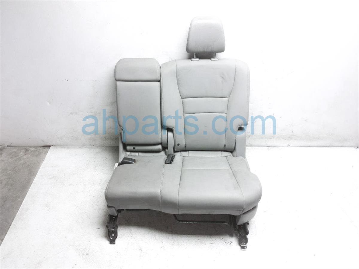 $250 Honda 2ND ROW LH SIDE SEAT - GRAY LEATHER