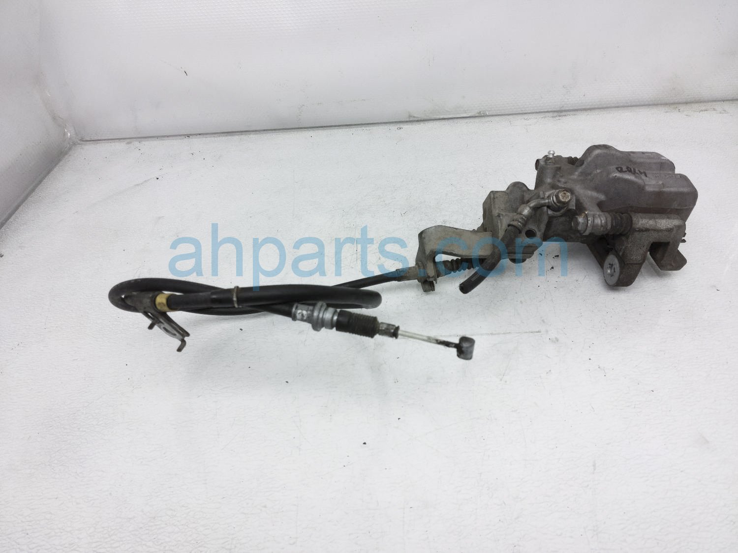 $50 Mazda RR/L BRAKE CALIPER $50 Mazda RR/L BRAKE CALIPER