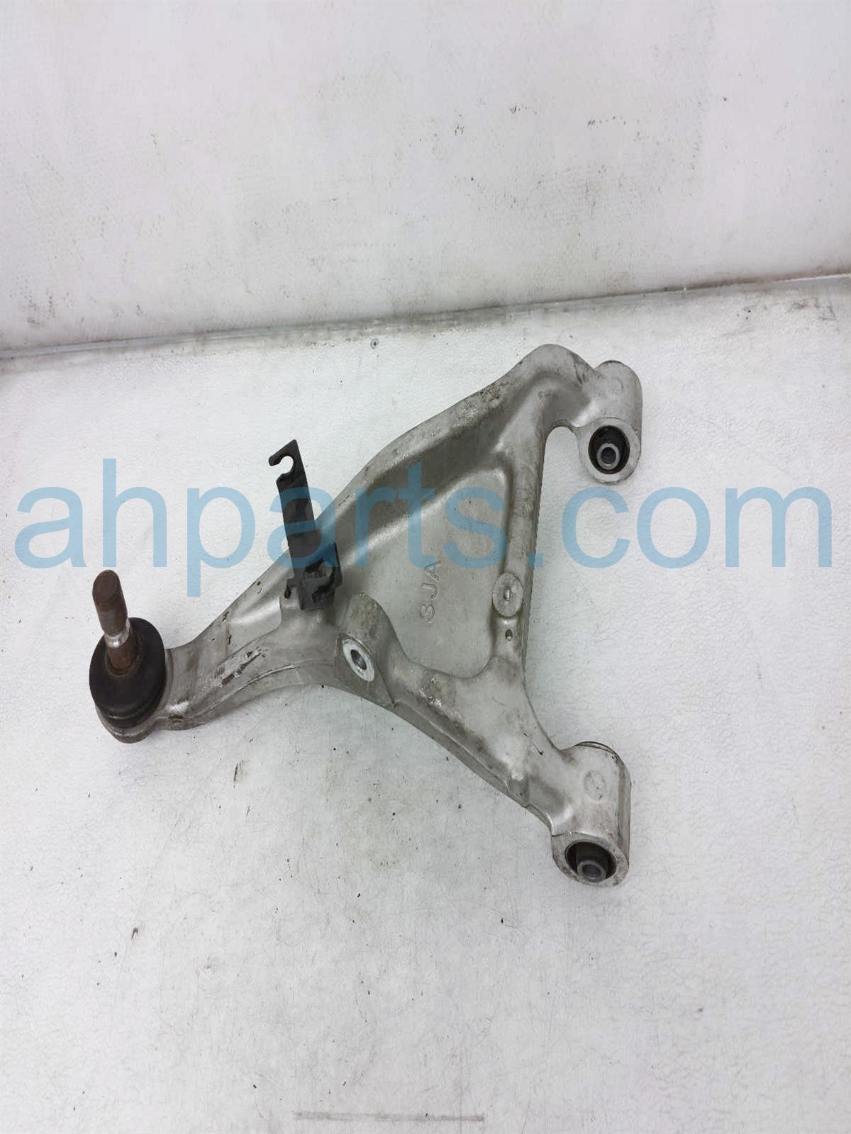 $50 Infiniti RR/LH UPPER CONTROL ARM $50 Infiniti RR/LH UPPER CONTROL ARM